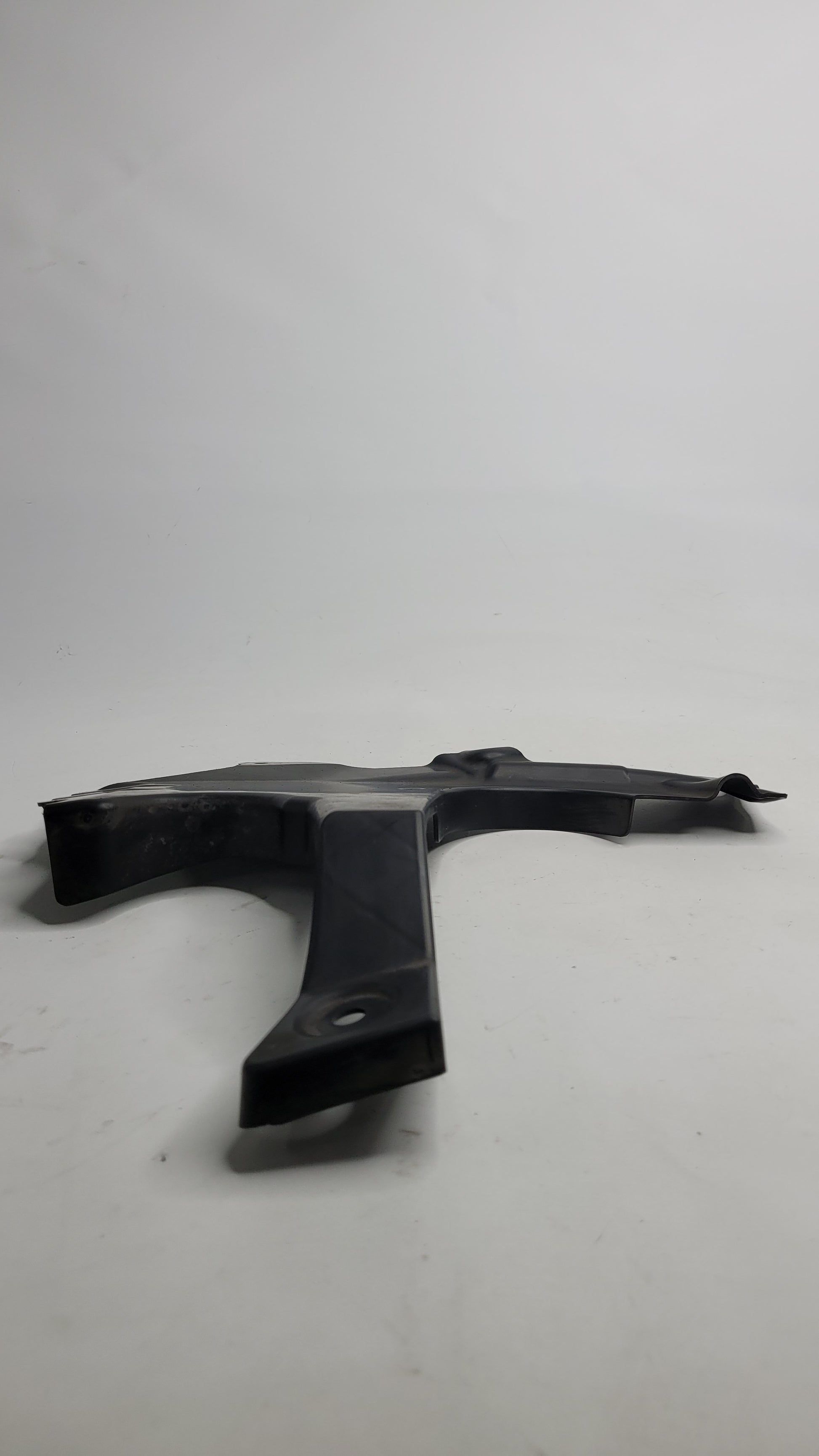 BMW G80 G81 M3 G82 G83 M4 LEFT SIDE OTHER BODY PART 8074605 - MPerformance.parts