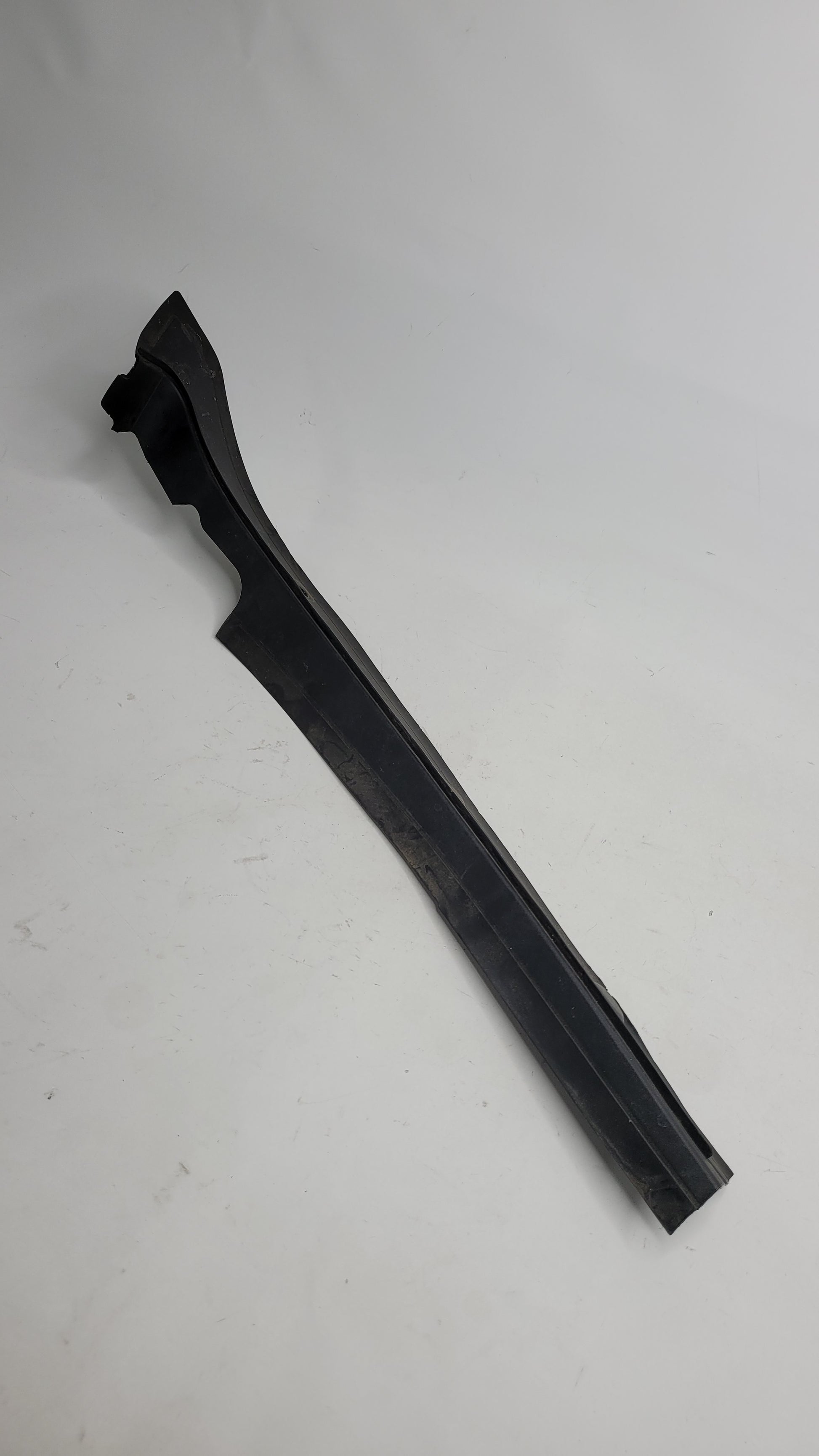 BMW M3 F80 Front Guard Fender Top Seal Trim Cover LHS 7264273 - MPerformance.parts