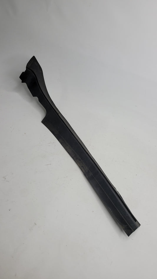 BMW M3 F80 Front Guard Fender Top Seal Trim Cover LHS 7264273 - MPerformance.parts