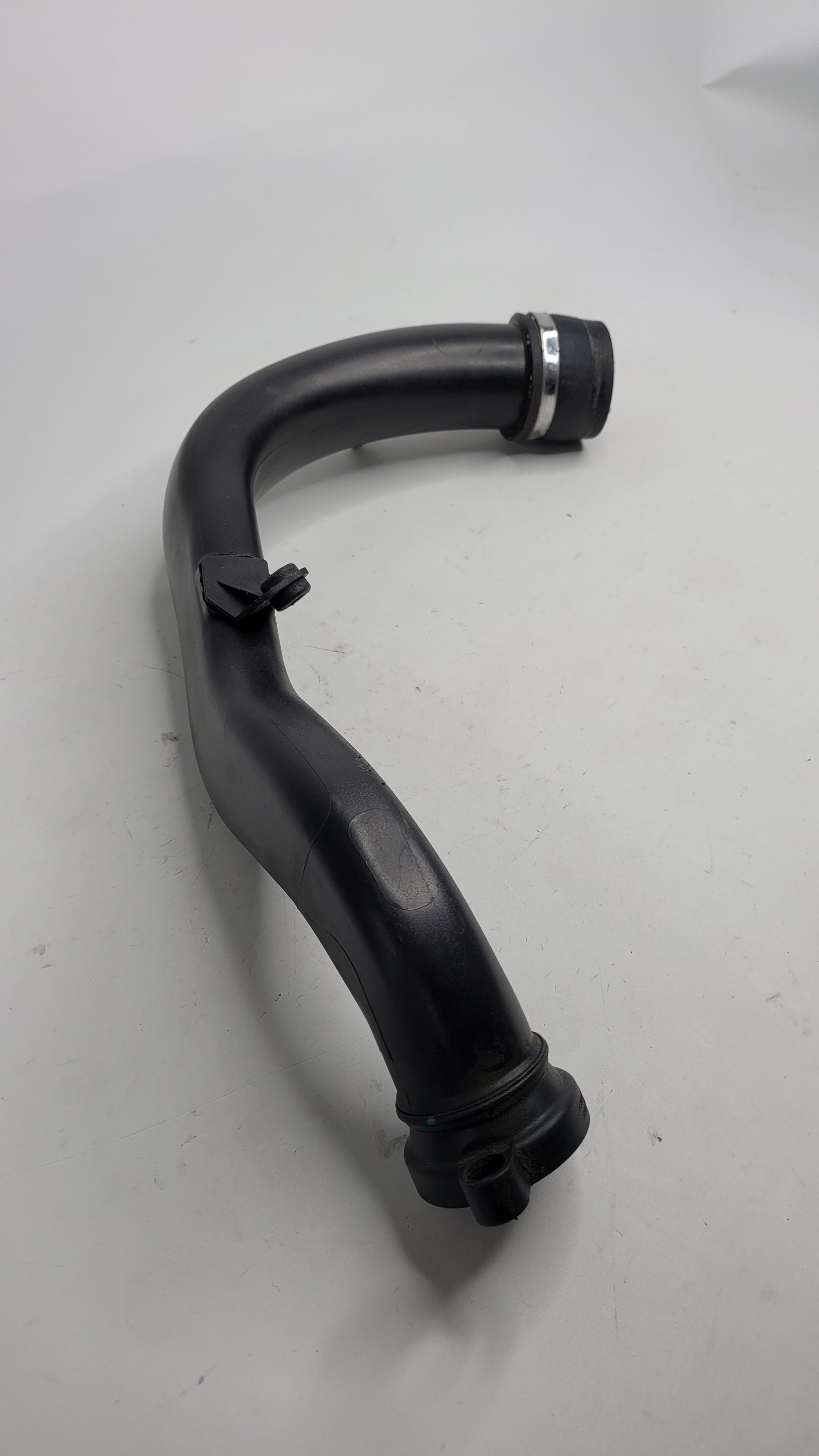 BMW F82 M4 TURBO INTERCOOLER CHARGE AIR DUCT PIPE 7846245 - MPerformance.parts
