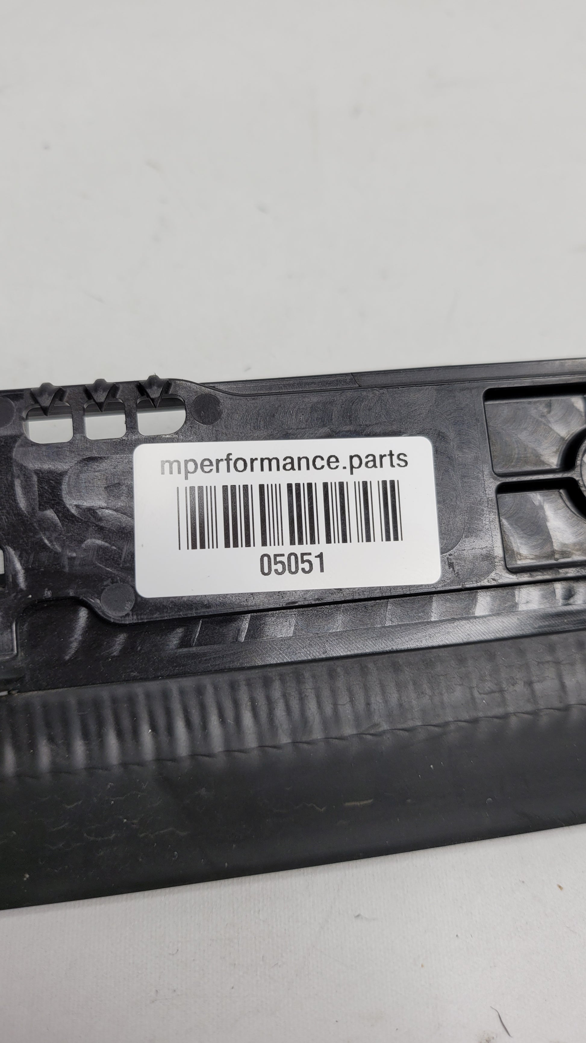9501842 Original BMW G80 G81 G82 G83 Cover Strip Engine Oil Cooler Front - MPerformance.parts