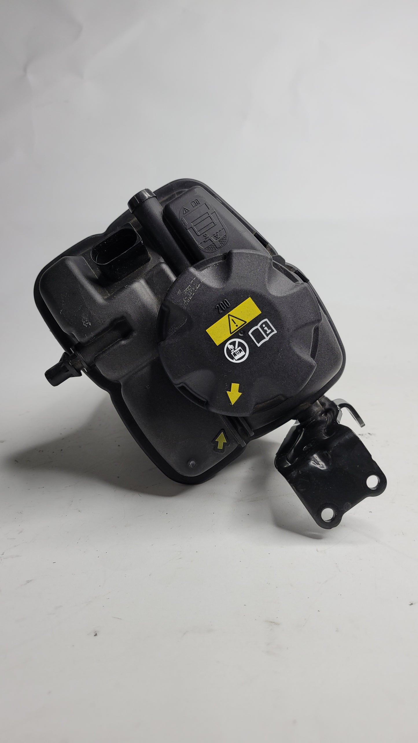 BMW M4 G82 Coolant Overflow Expansion Tank 8093924 - MPerformance.parts