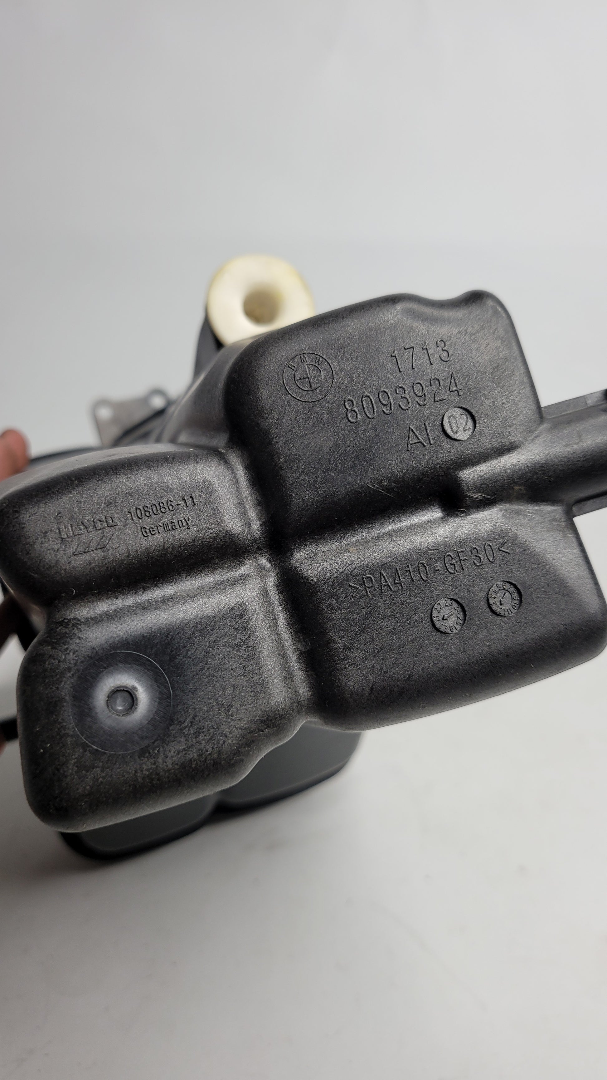 BMW M4 G82 Coolant Overflow Expansion Tank 8093924 - MPerformance.parts