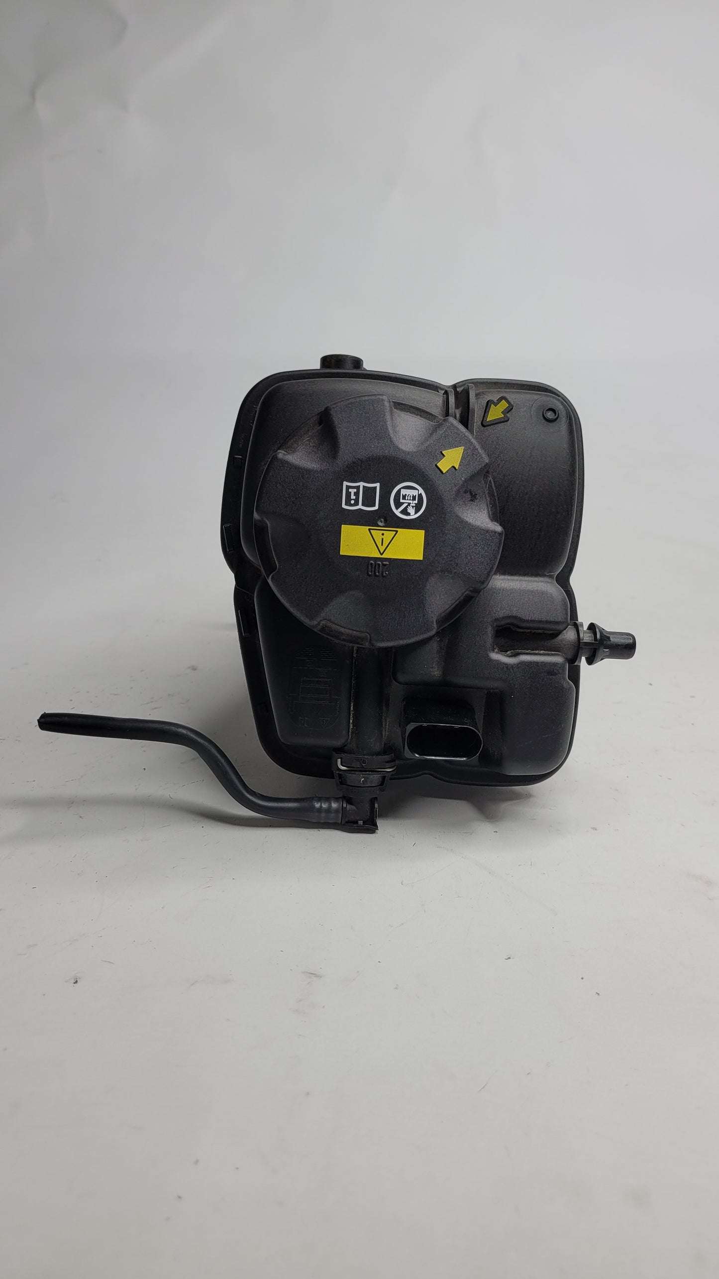 BMW M4 G82 Coolant Overflow Expansion Tank 8093924 - MPerformance.parts
