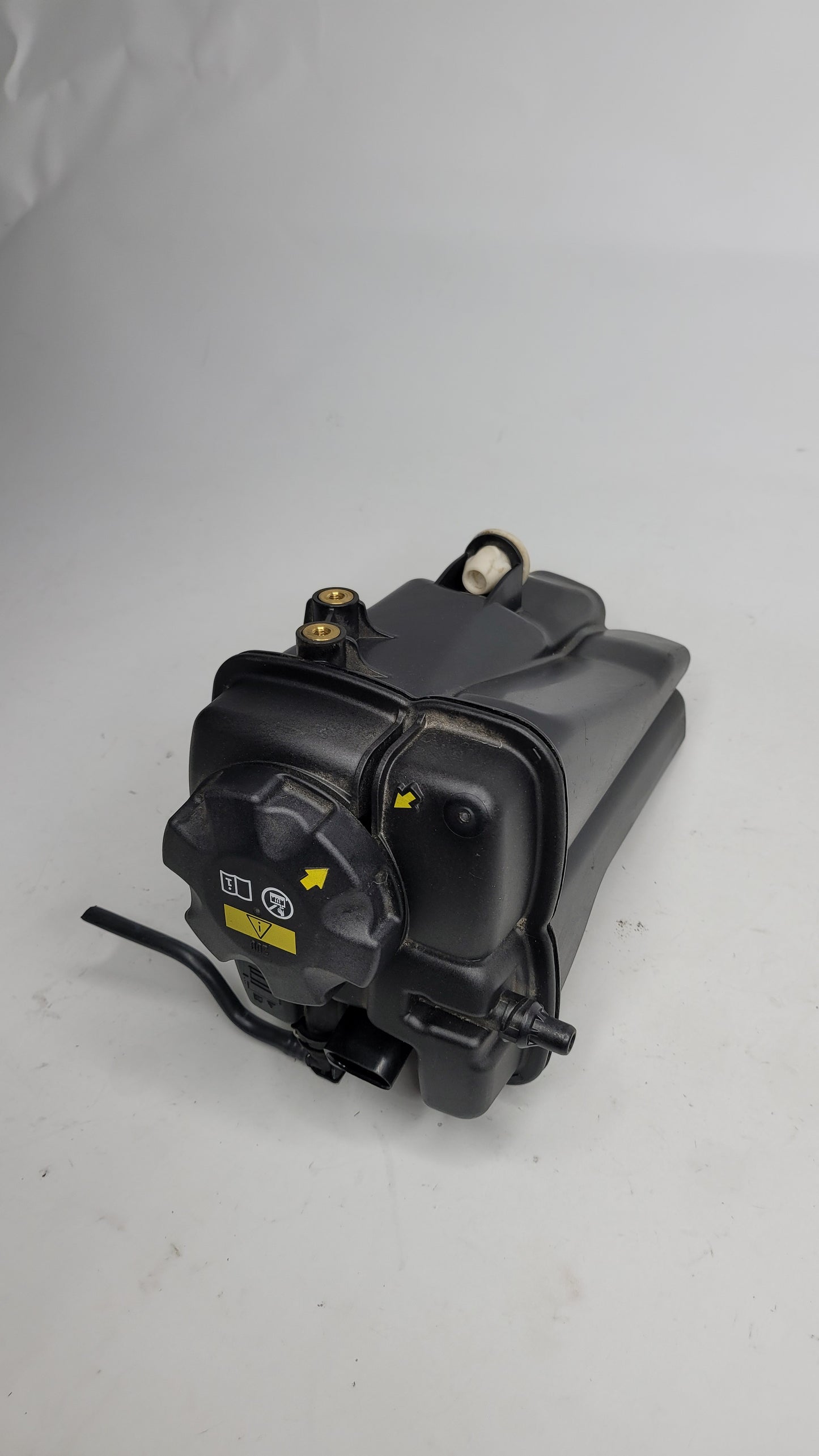 BMW M4 G82 Coolant Overflow Expansion Tank 8093924 - MPerformance.parts