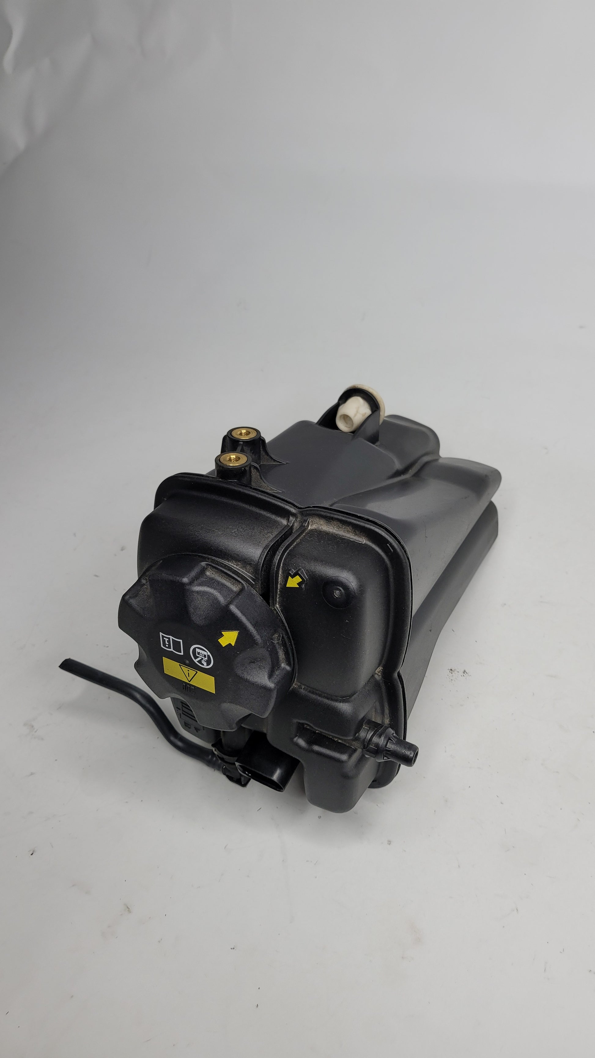 BMW M4 G82 Coolant Overflow Expansion Tank 8093924 - MPerformance.parts