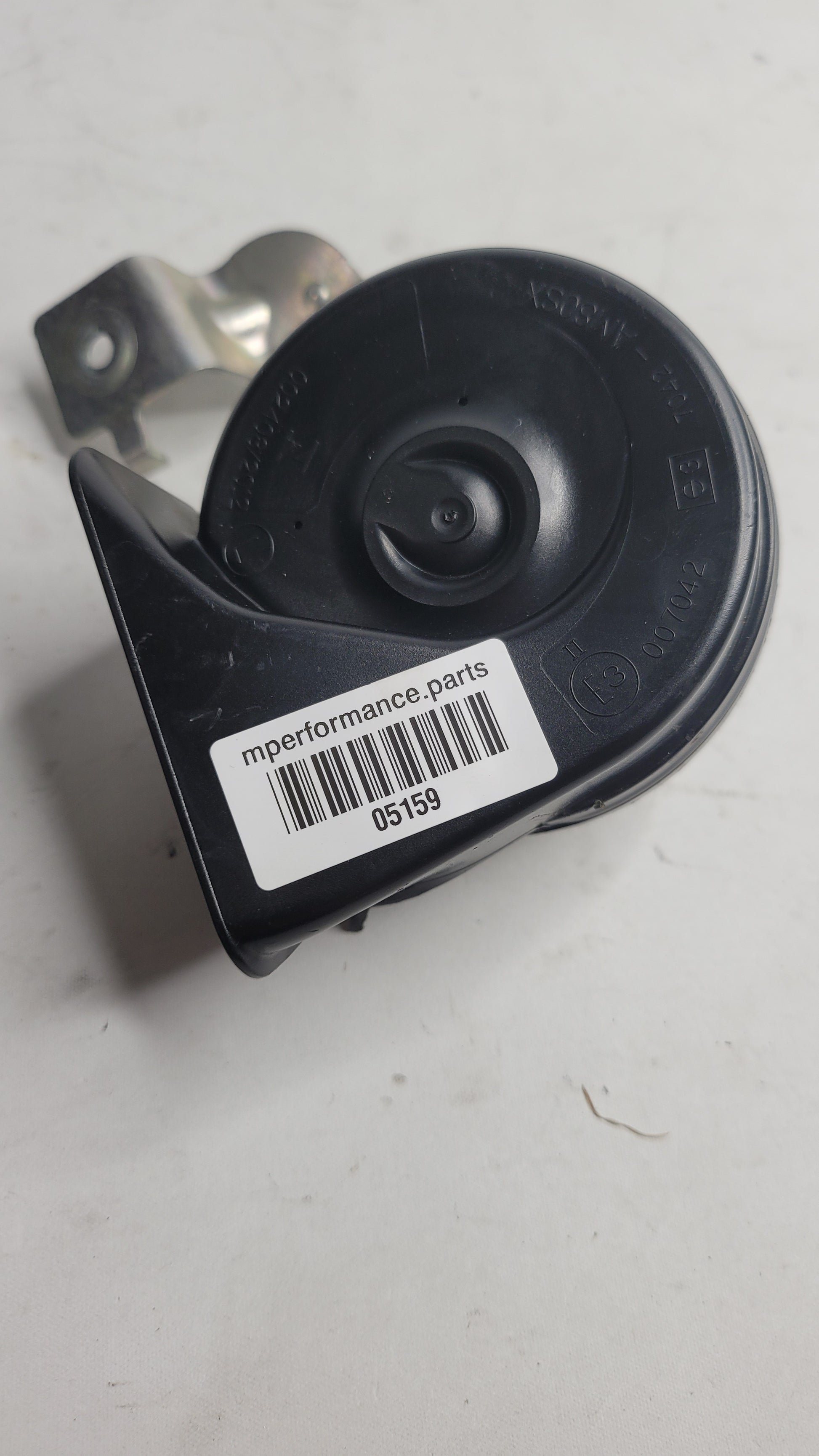 BMW M3 G80 LEFT SIDE LOW NOTE TONE HORN SIGNAL - 7492206 - MPerformance.parts