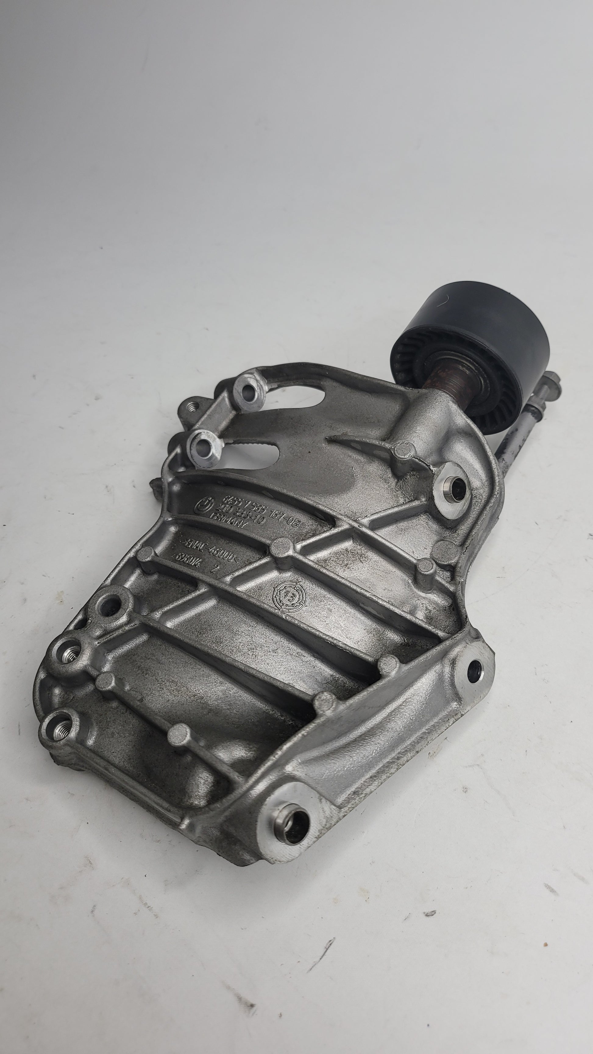 BMW 4 SERIES F82/F83 M4 A/C COMPRESSOR BRACKET 64557585167 - MPerformance.parts