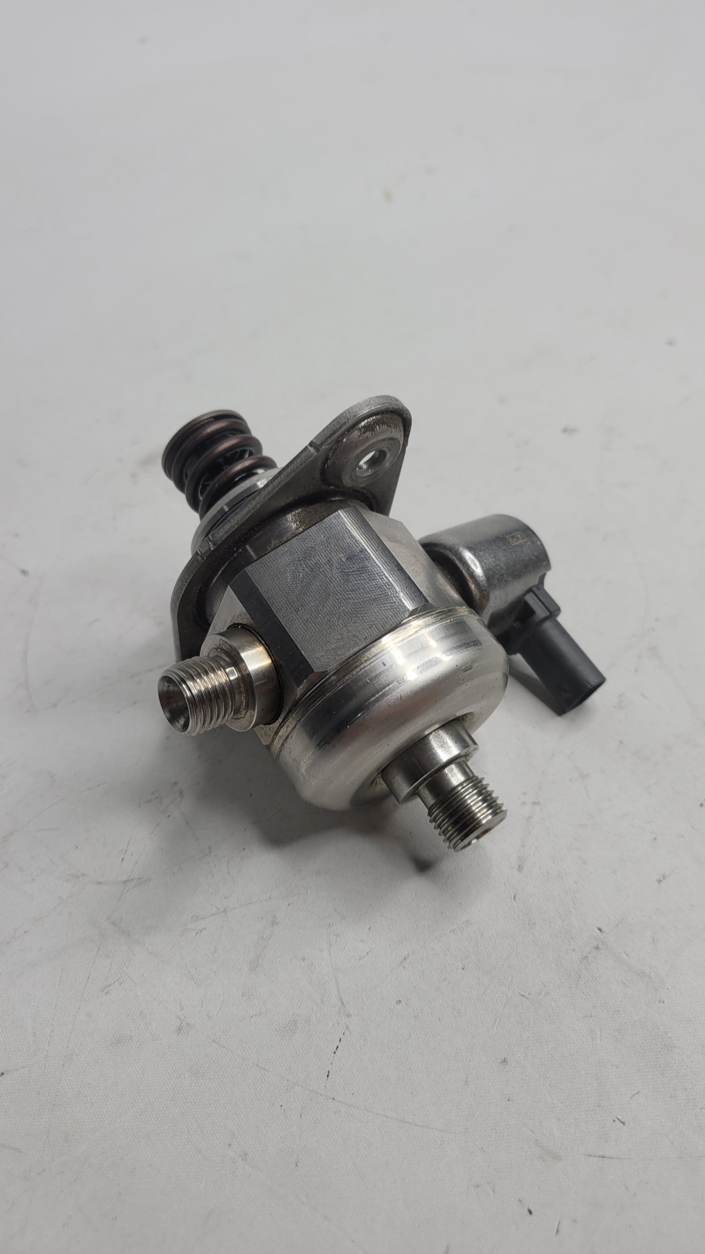 BMW M4 F87 F80 F82 F83 High-Pressure High Pressure Pump 7847204 - MPerformance.parts