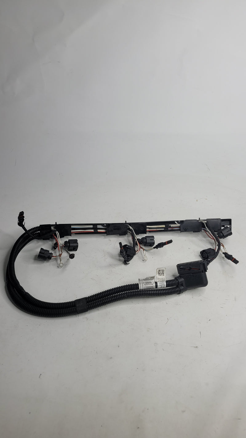 BMW M4 F82 F83 petrol fuel injector wires loom, part 785440203, with detailed wiring and connectors for engine performance.