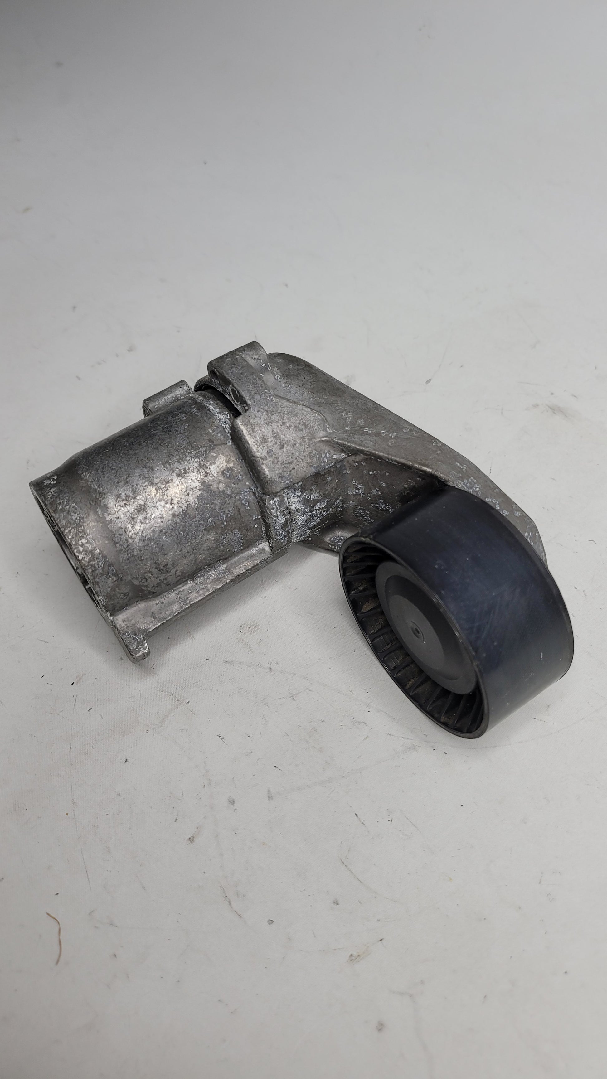 Belt Tension Idle Pulley for BMW 3 4 5 6 7 M2 M3 M4 X3 X4 X5 X6 - 8604266 - MPerformance.parts