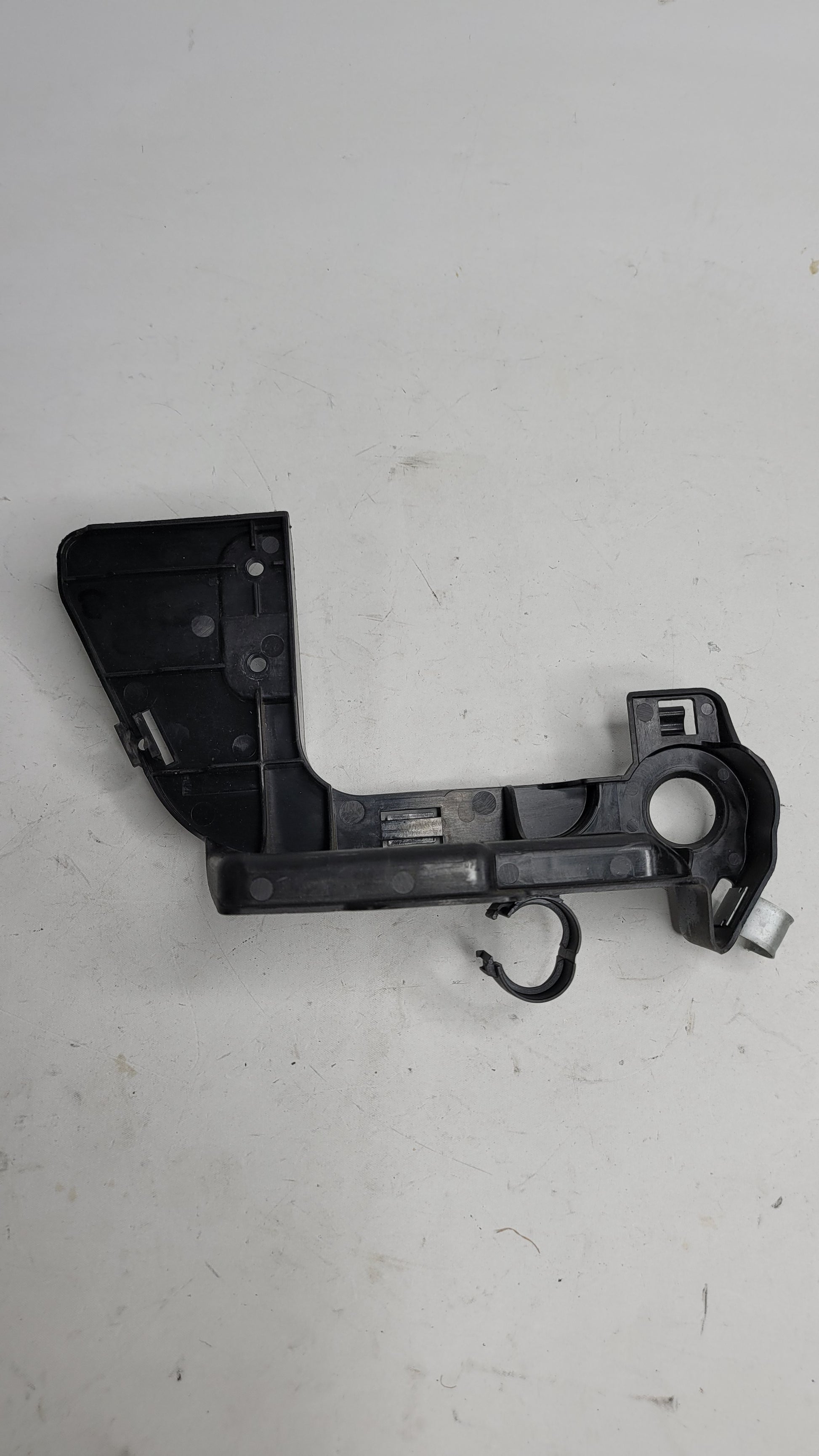 BMW M3 3.0L - AIR Intake Mount Bracket 7848491 - MPerformance.parts