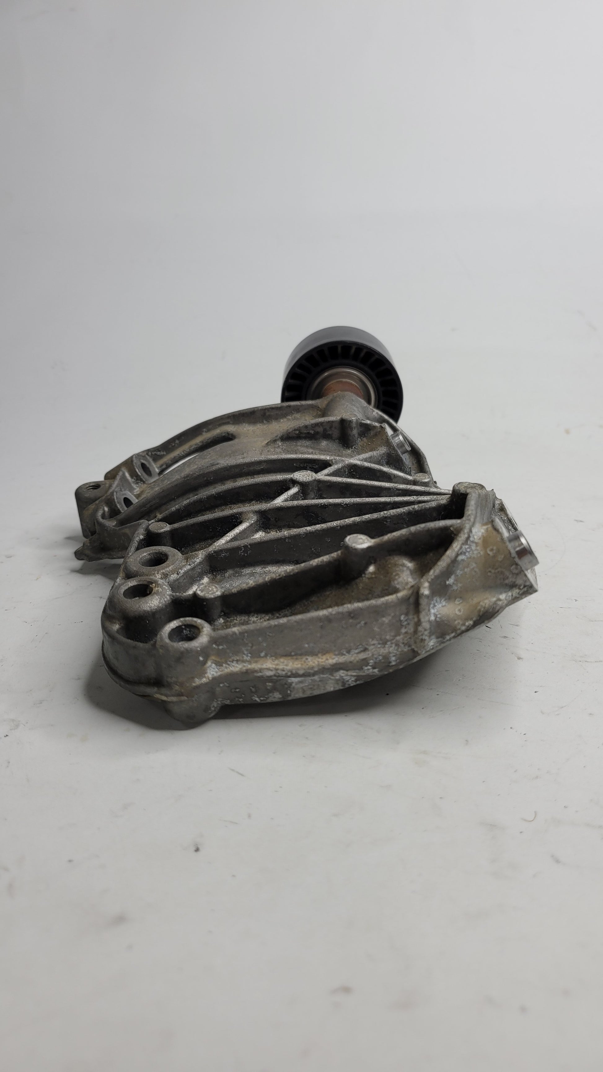 BMW M3 F80 2014 S55 Engine Alternator Bracket 7585167 - MPerformance.parts