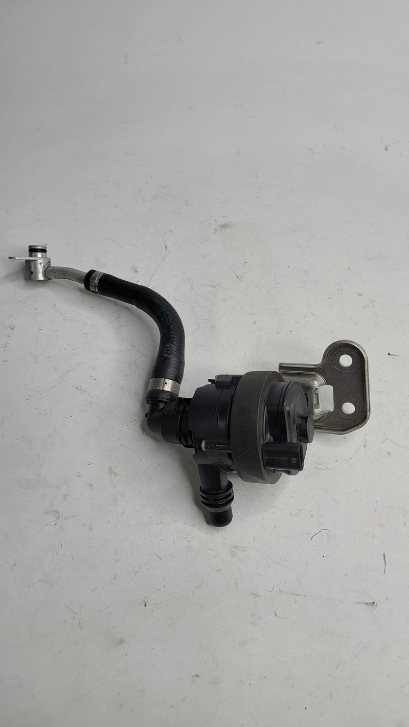 F80 BMW M3 AUXILIARY WATER PUMP 3.0 PETROL 7850568 - MPerformance.parts