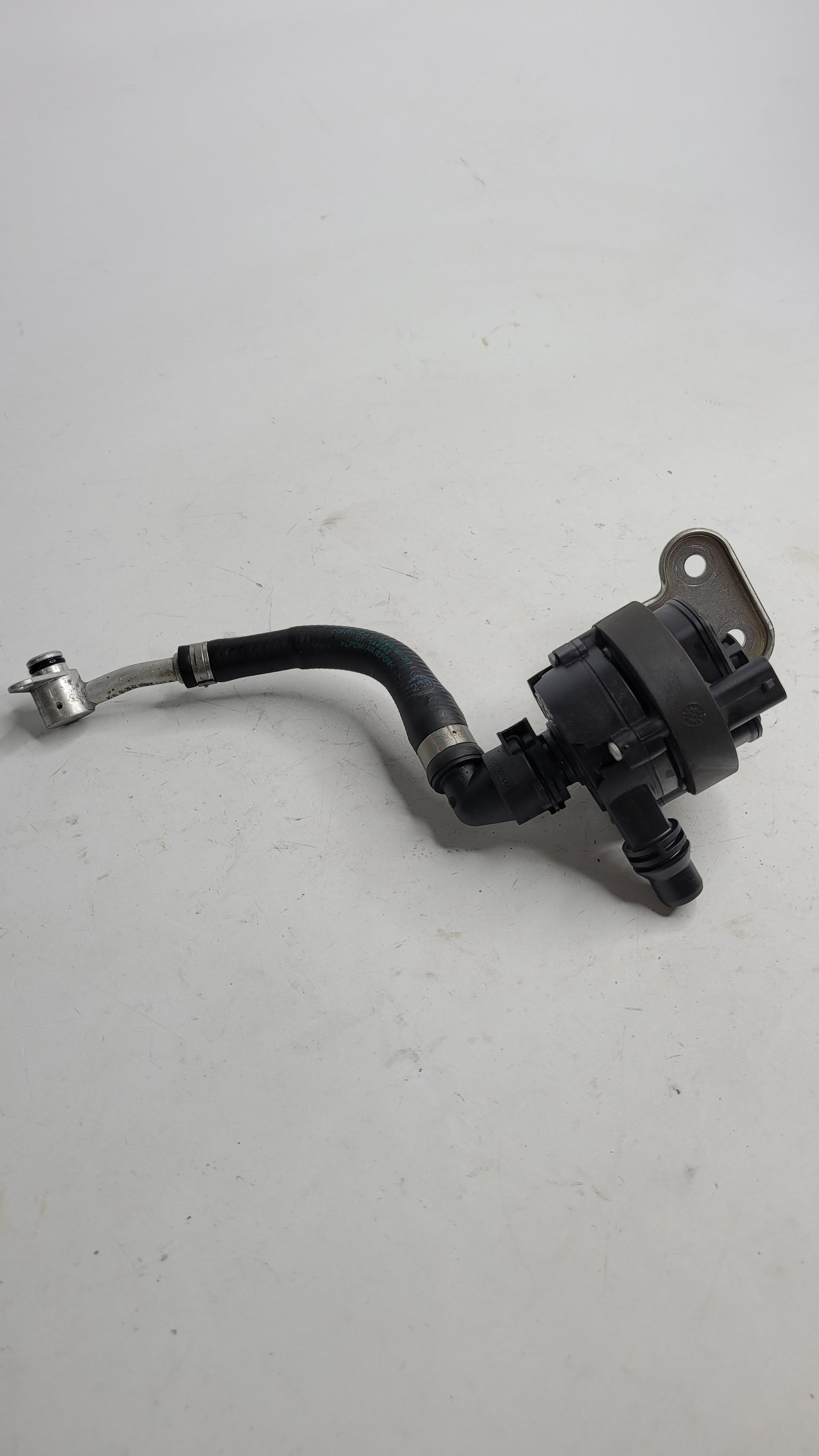 F80 BMW M3 AUXILIARY WATER PUMP 3.0 PETROL 7850568 - MPerformance.parts