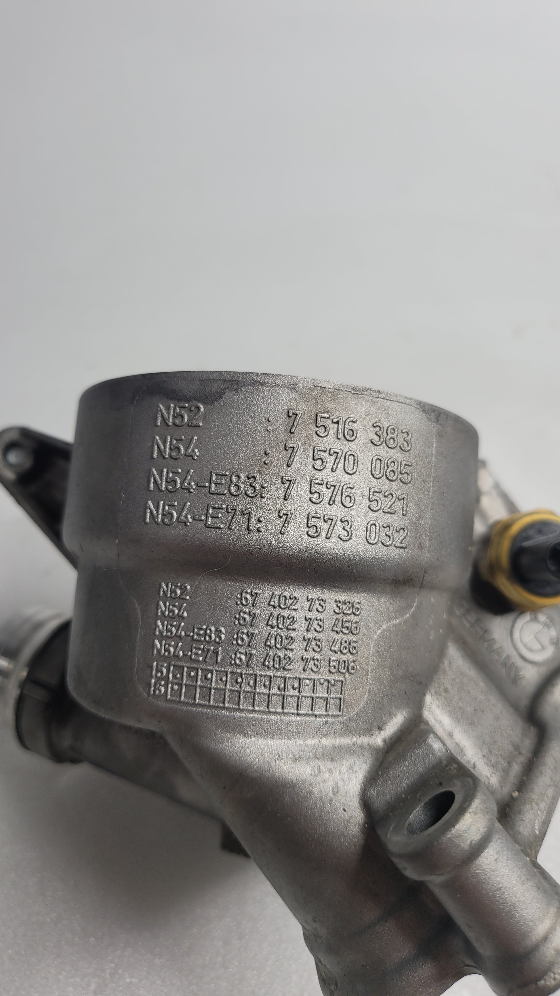 BMW F80 F82 F83 M3 M4 S55 3.0 PETROL OIL FILTER HOUSING OIL COOLER 7516383 - MPerformance.parts