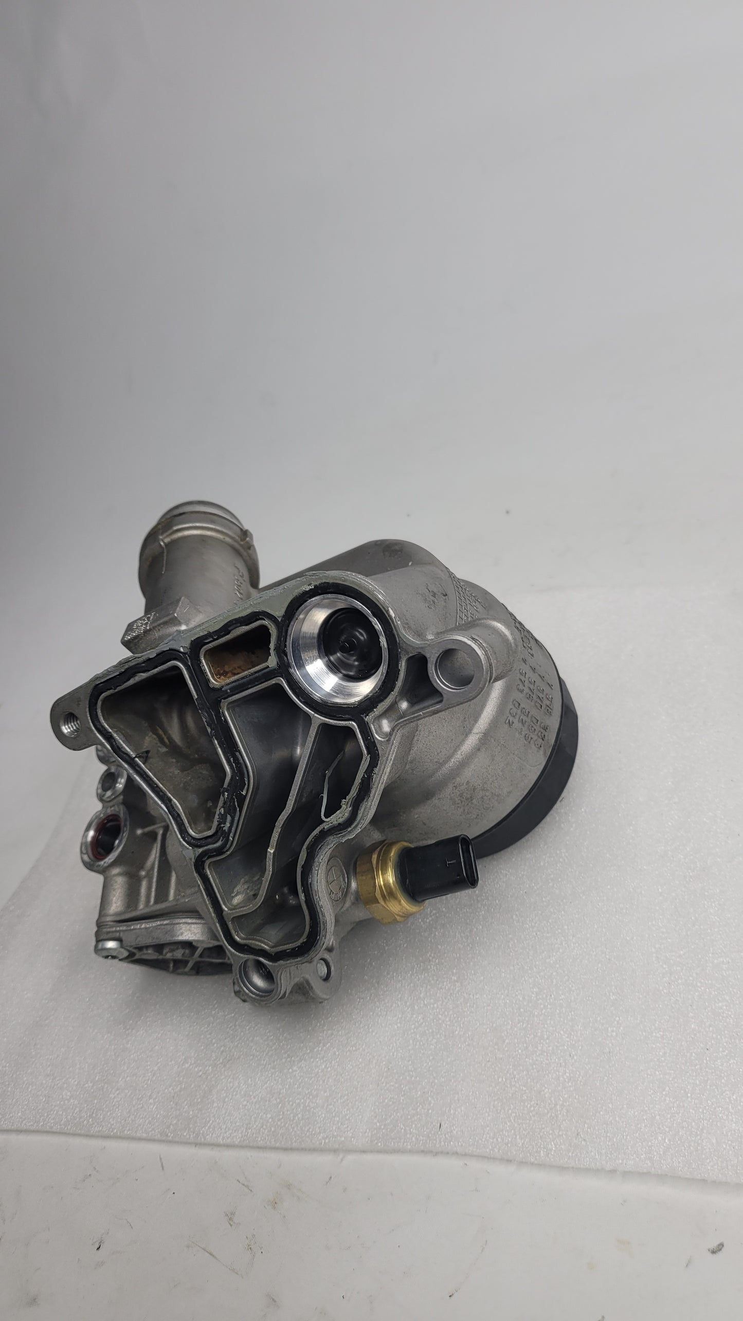BMW F80 F82 F83 M3 M4 S55 3.0 PETROL OIL FILTER HOUSING OIL COOLER 7516383 - MPerformance.parts