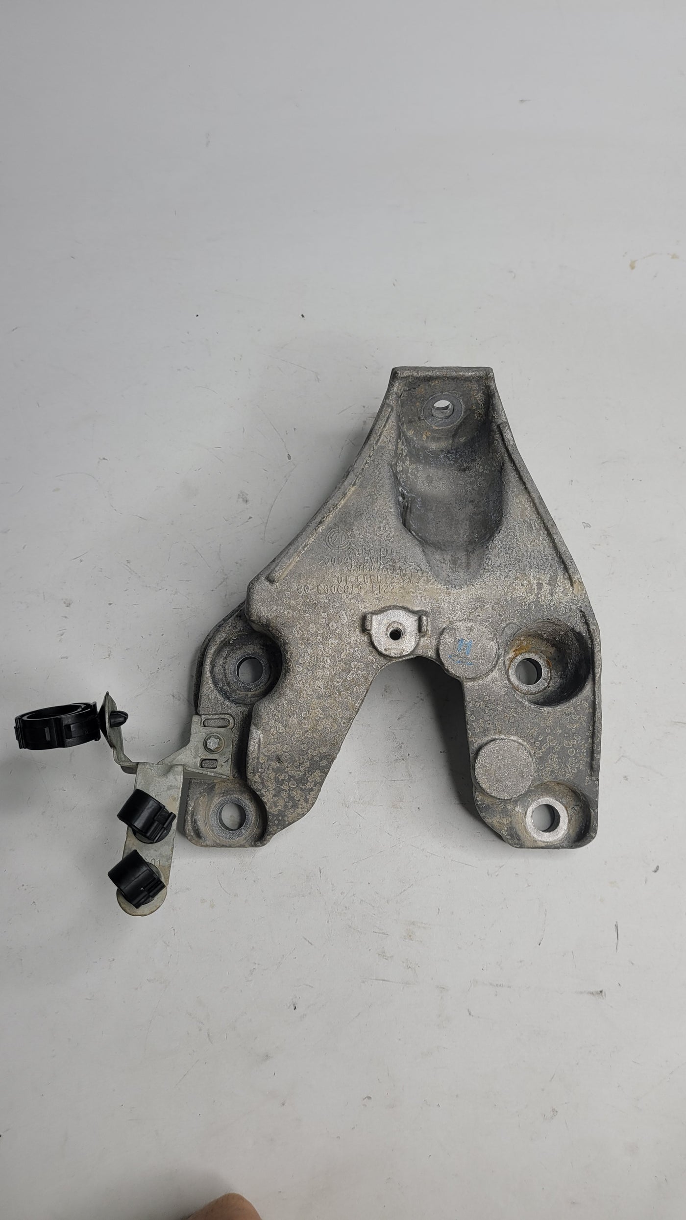 6789093 BMW S55 B30A M3 F80 M4 F82 F83 135i 335i 435i F-Series Motor Holder Front L - MPerformance.parts