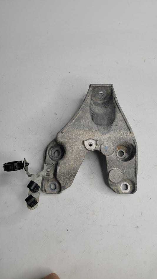 6789093 BMW S55 B30A M3 F80 M4 F82 F83 135i 335i 435i F-Series Motor Holder Front L - MPerformance.parts