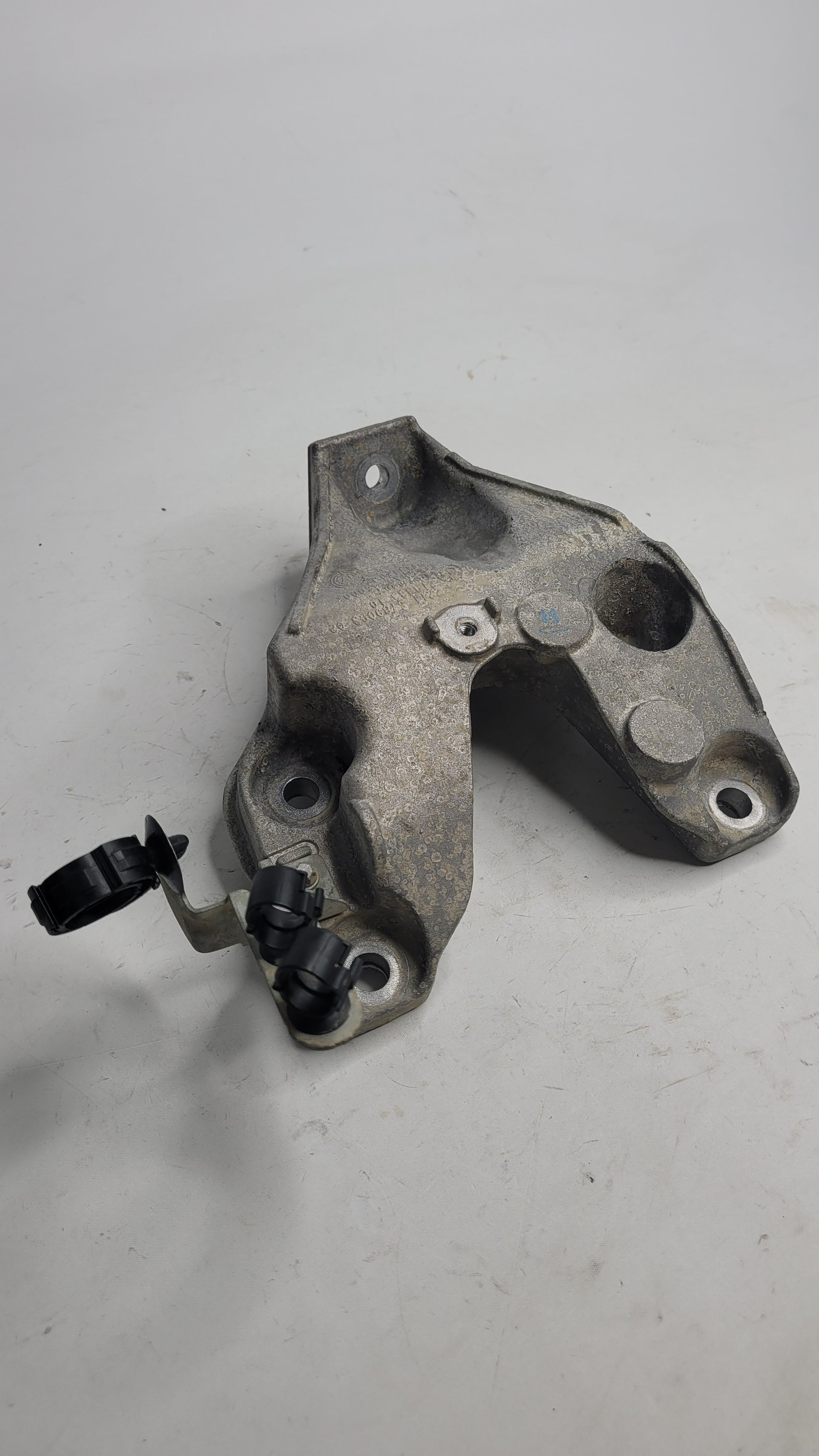 6789093 BMW S55 B30A M3 F80 M4 F82 F83 135i 335i 435i F-Series Motor Holder Front L - MPerformance.parts