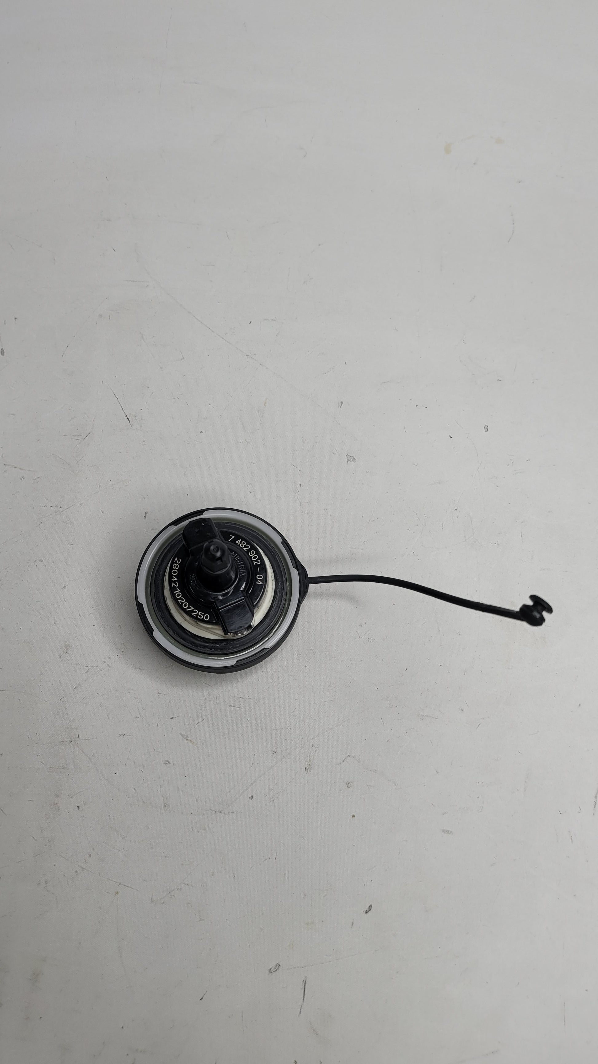 BMW M3 fuel cap Competition G80 7482902 - MPerformance.parts