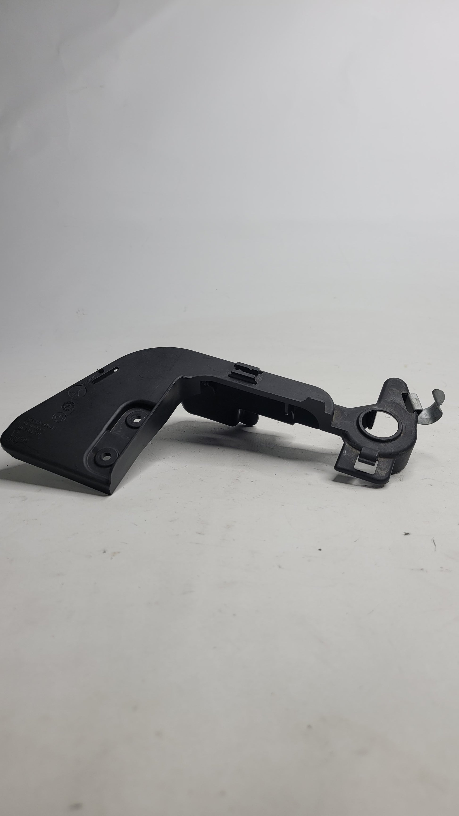 BMW F80 F82 F83 F87 M2 M3 M4 OEM S55 AIR Intake Mount Bracket 7848491 - MPerformance.parts