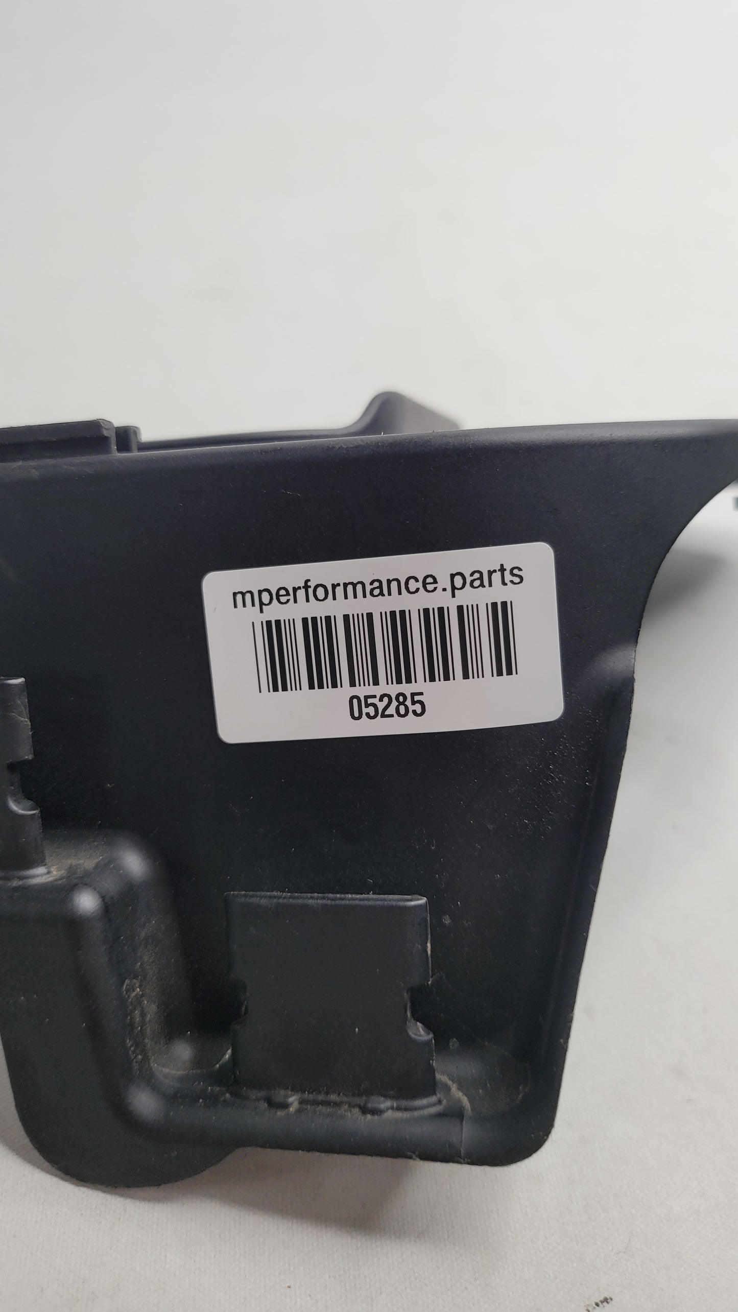 BMW F80 F82 F83 F87 M2 M3 M4 OEM S55 AIR Intake Mount Bracket 7848491 - MPerformance.parts