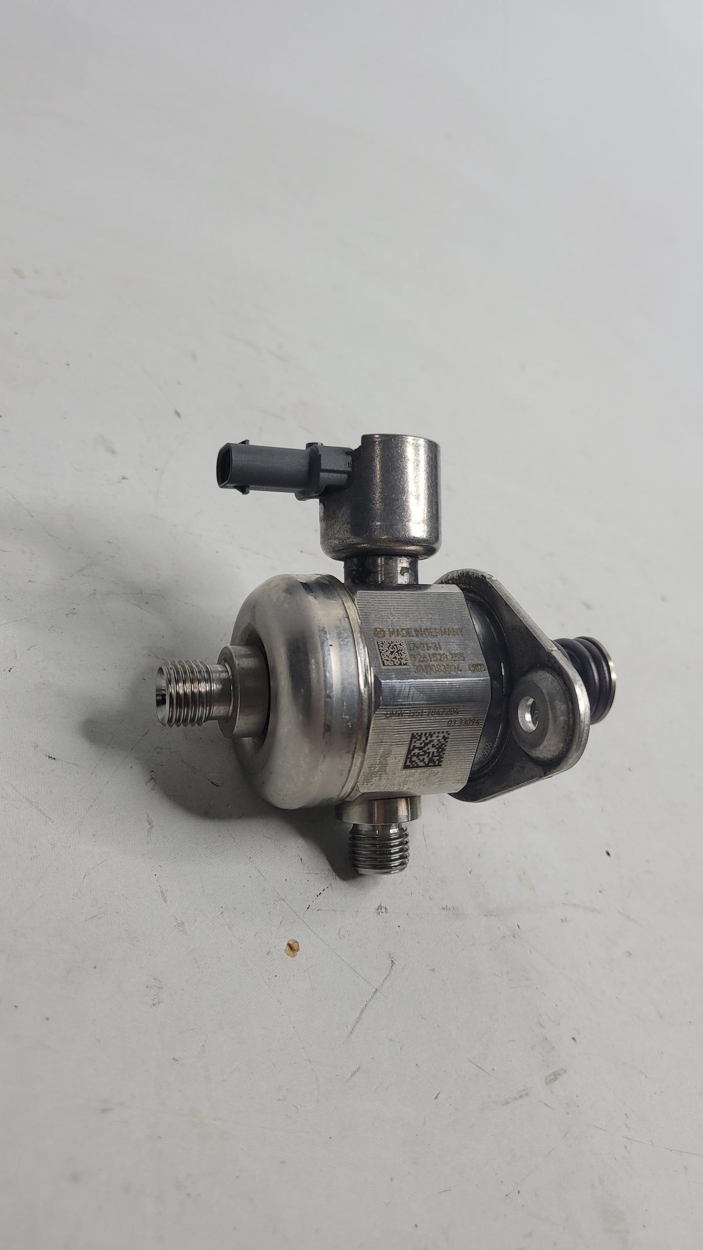BMW F82 M4 F87 F80 F83 High-Pressure High Pressure Pump 7847204 - MPerformance.parts
