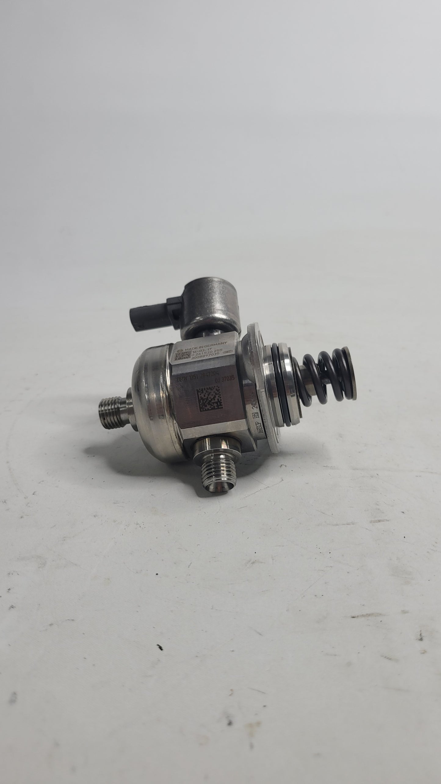 BMW F82 M4 F87 F80 F83 High-Pressure High Pressure Pump 7847204 - MPerformance.parts