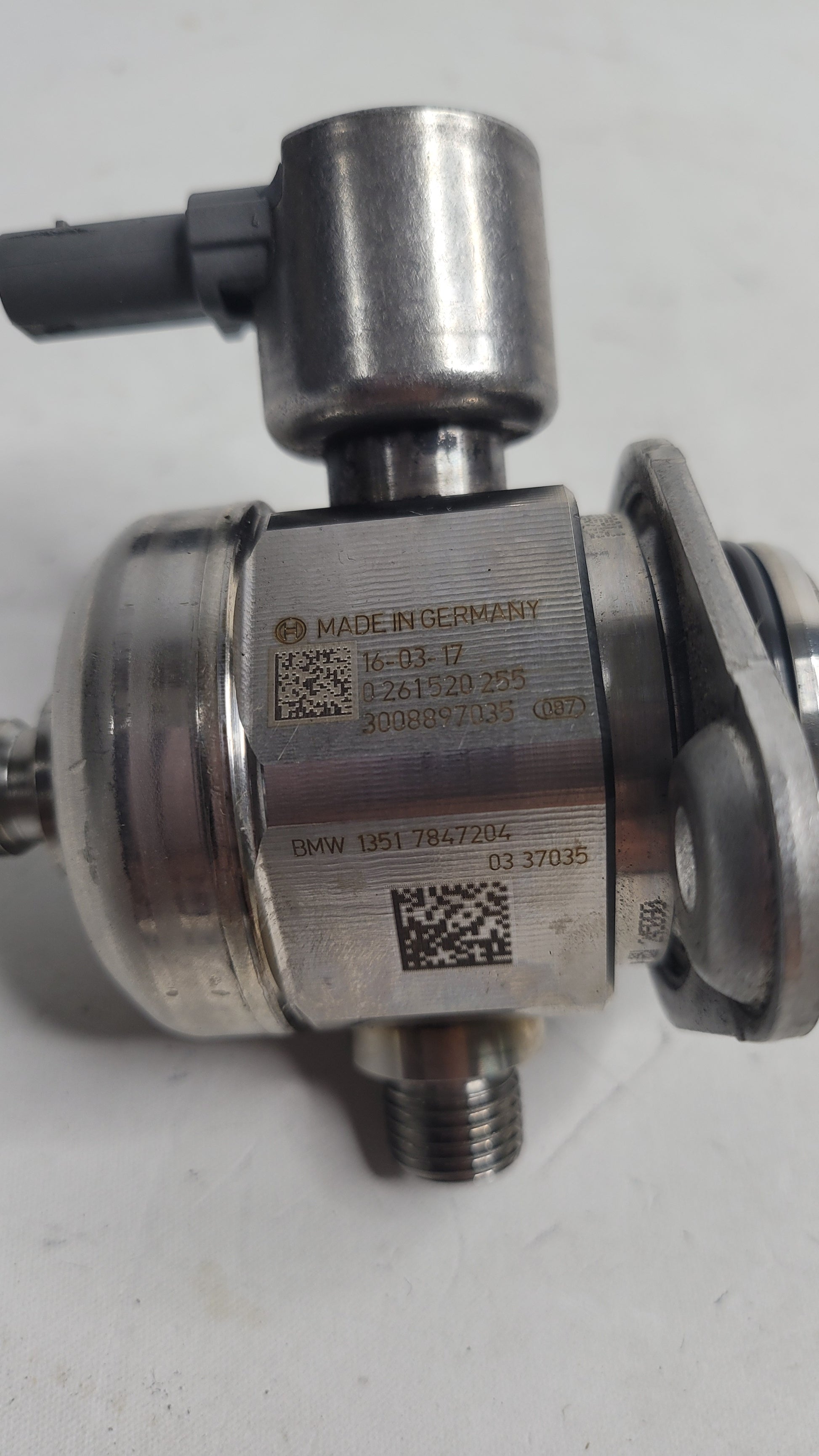 BMW F82 M4 F87 F80 F83 High-Pressure High Pressure Pump 7847204 - MPerformance.parts
