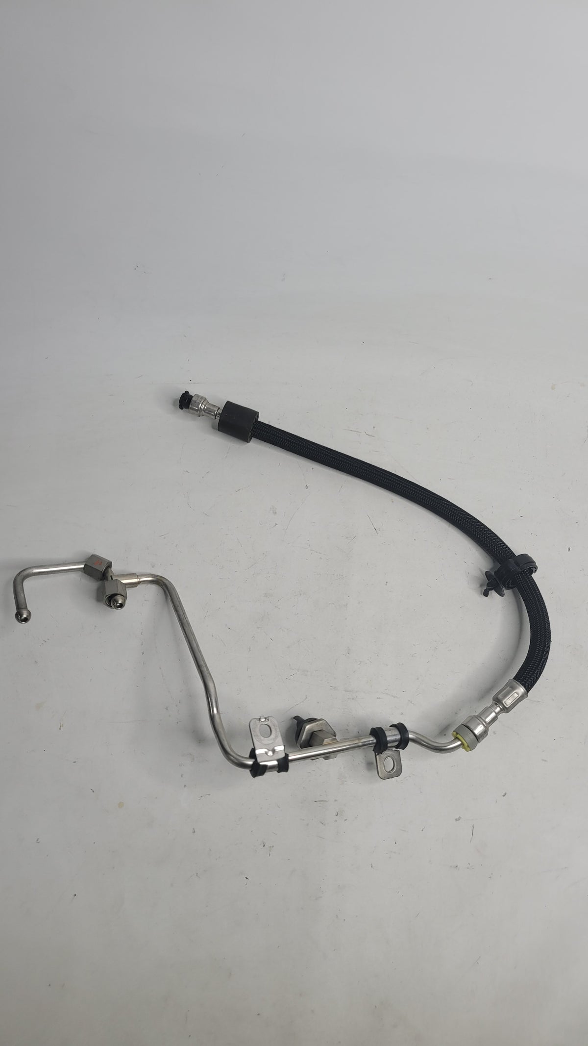 BMW S55 M3 M4 F80 F82 F83 fuel feed line pressure sensor pipe