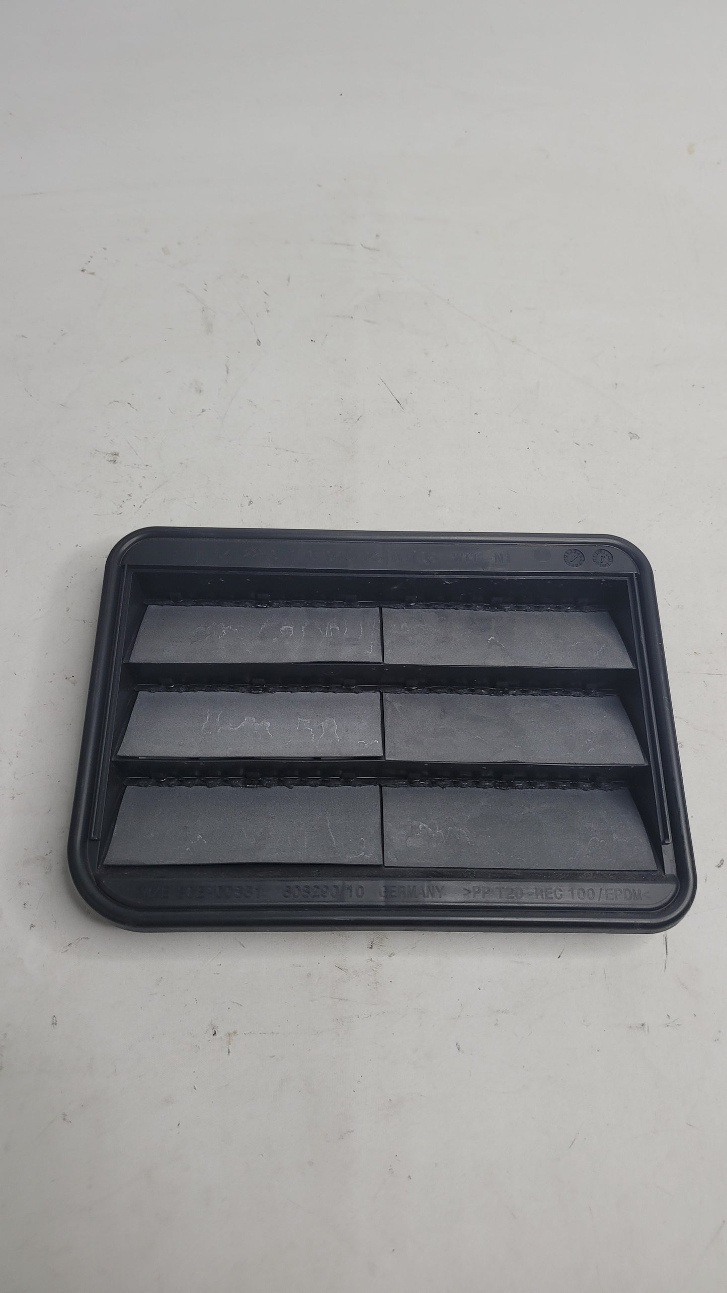 BMW M3 G80 REAR LEFT SIDE AIR PRESSURE VENT GRILLE OEM 6422917694 - MPerformance.parts
