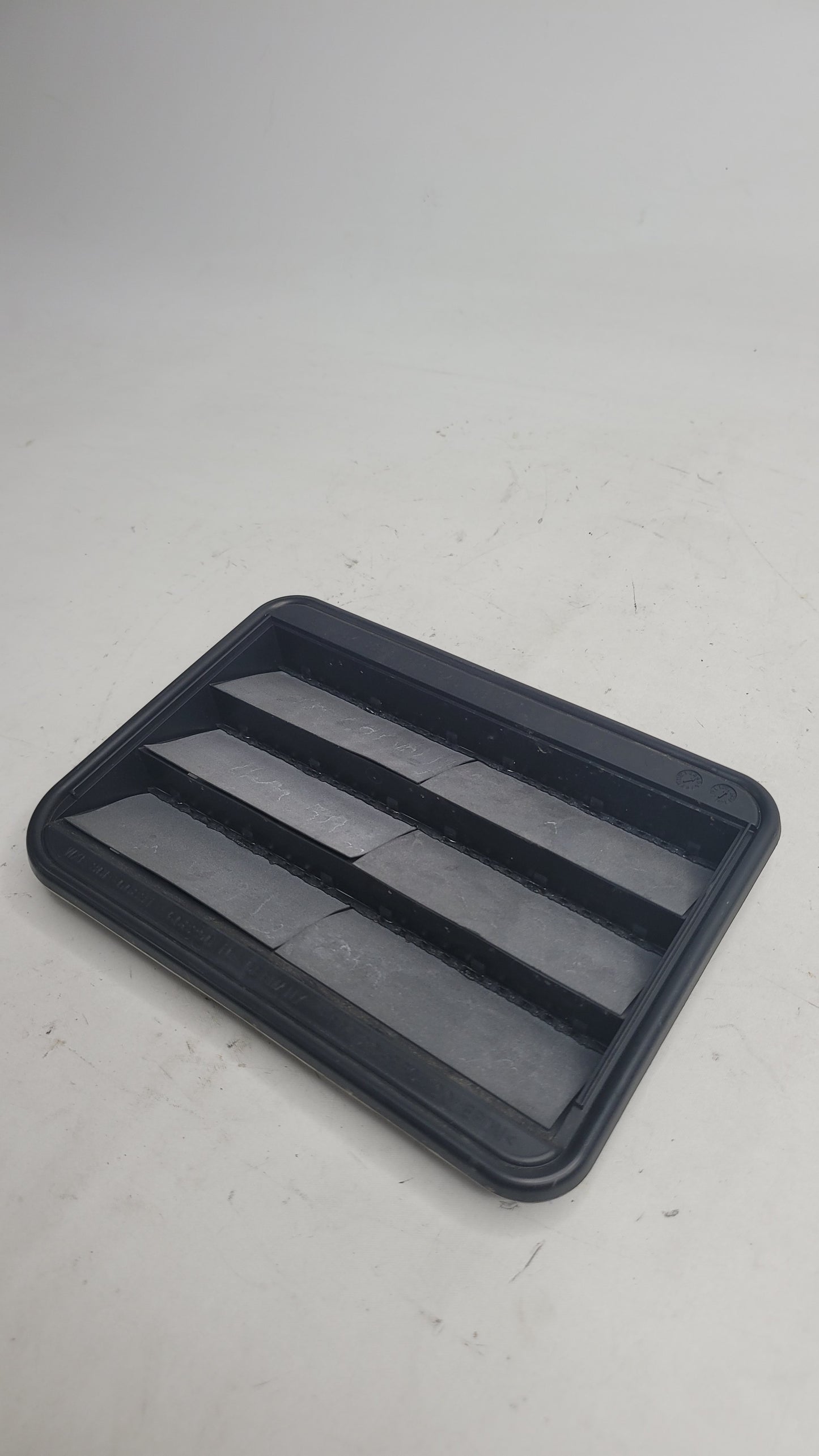 BMW M3 G80 REAR LEFT SIDE AIR PRESSURE VENT GRILLE OEM 6422917694 - MPerformance.parts