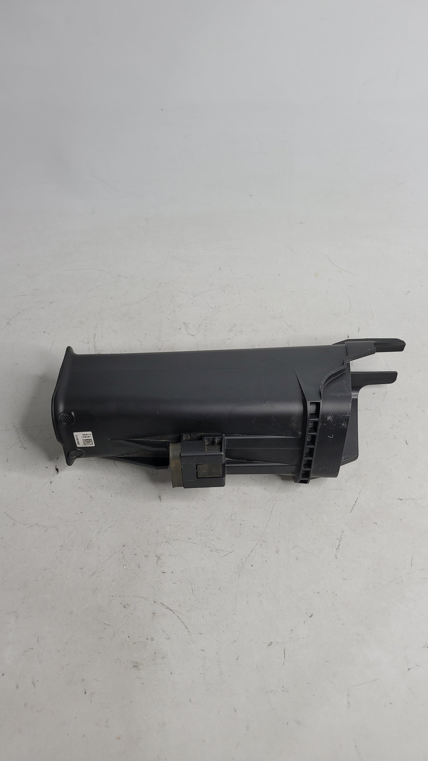 BMW M3 M4 G80 G82 G83 LEFT SIDE AIR INTAKE DUCT 8095803 - MPerformance.parts