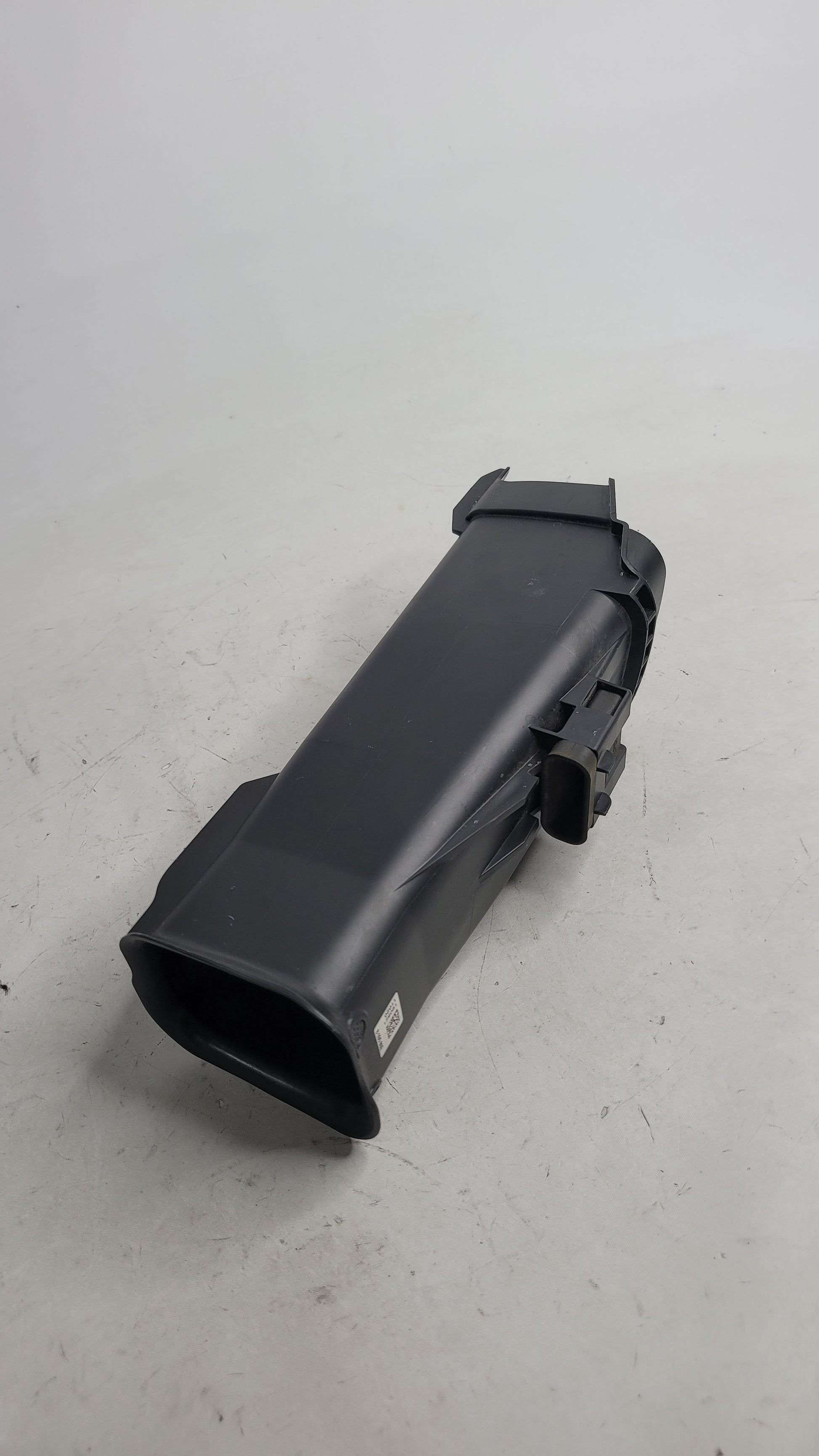 BMW M3 Front Intake Channel Tube 8095802 - MPerformance.parts