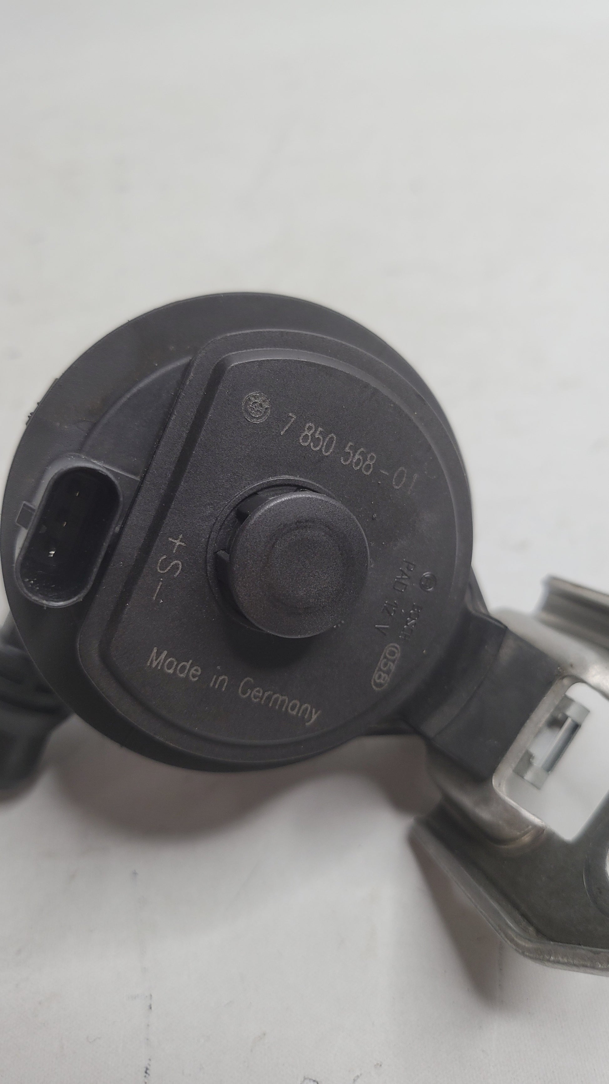 2015-2020 BMW 11-51-7-850-568 BMW 11517850568 Engine Water Pump 7850568 01 - MPerformance.parts