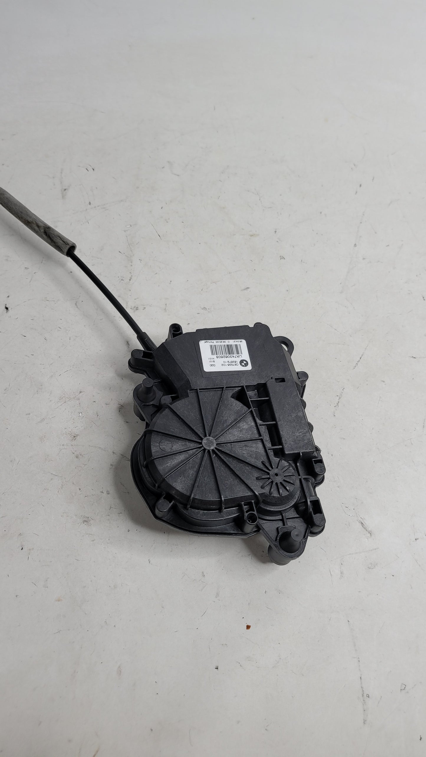 BMW M3 COMPETITION G80 M3 TAILGATE TRUNK MOTOR ACTUATOR - 163672-10 - MPerformance.parts