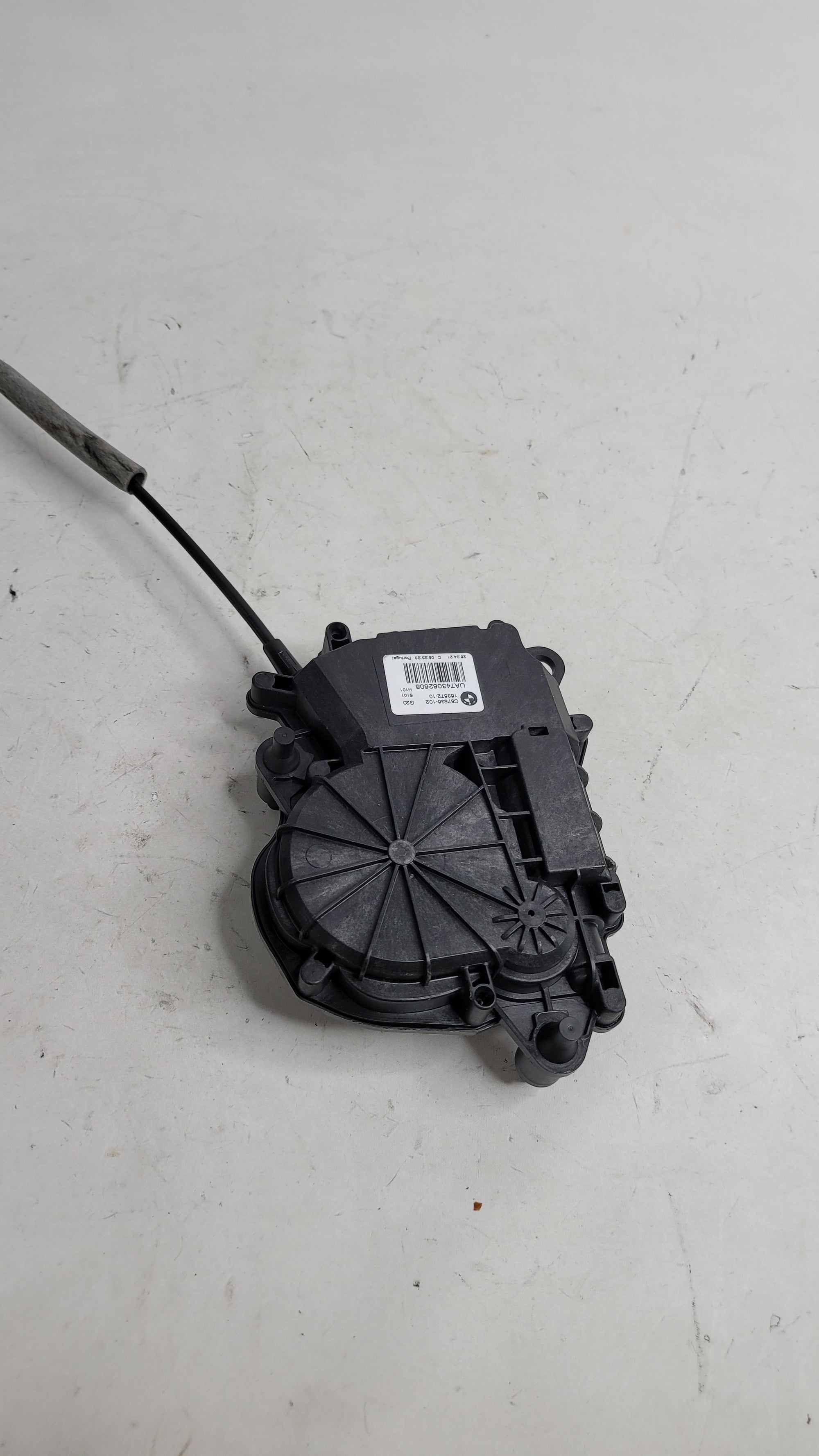BMW M3 COMPETITION G80 M3 TAILGATE TRUNK MOTOR ACTUATOR - 163672-10 - MPerformance.parts