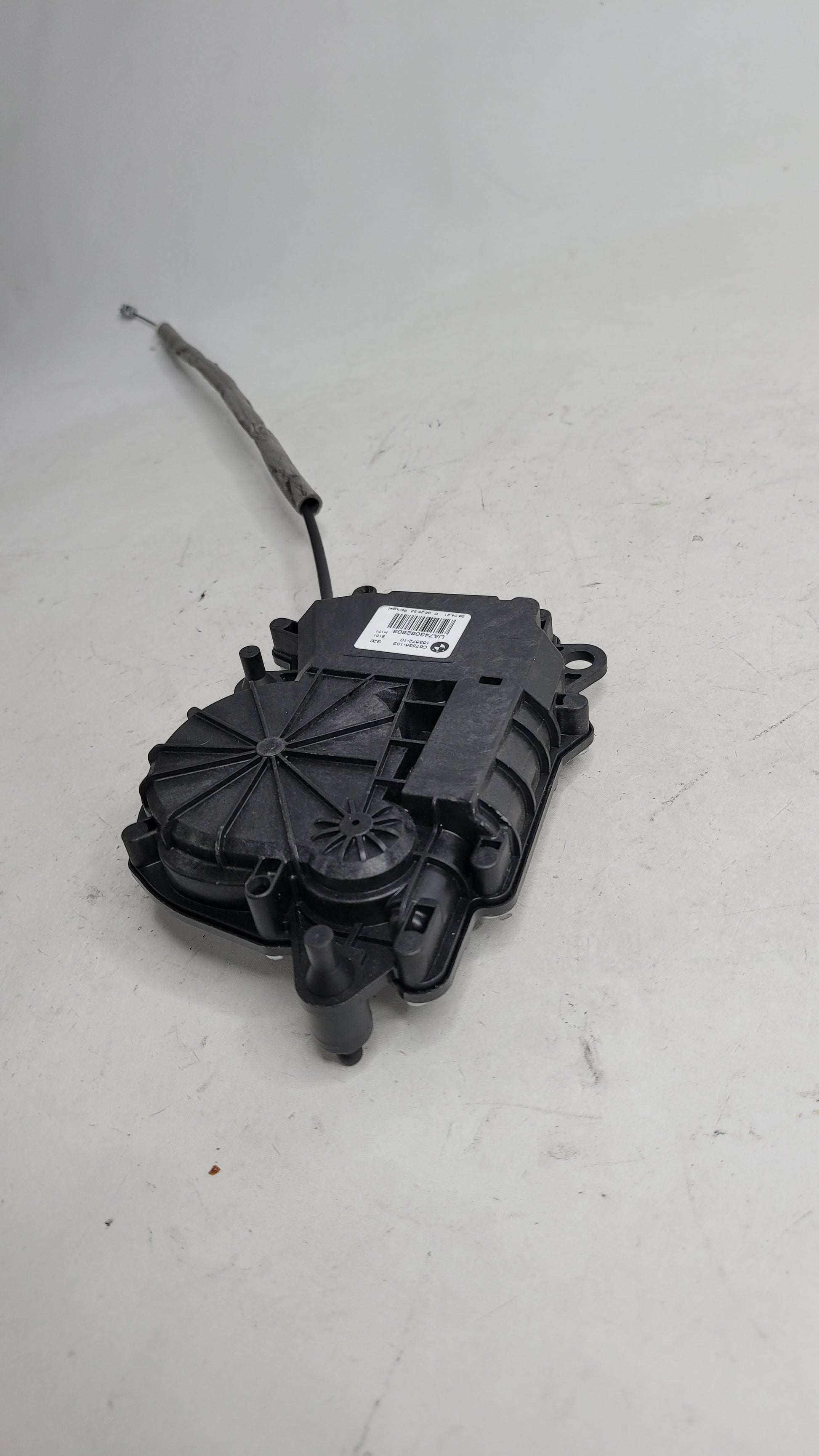 BMW M3 COMPETITION G80 M3 TAILGATE TRUNK MOTOR ACTUATOR - 163672-10 - MPerformance.parts