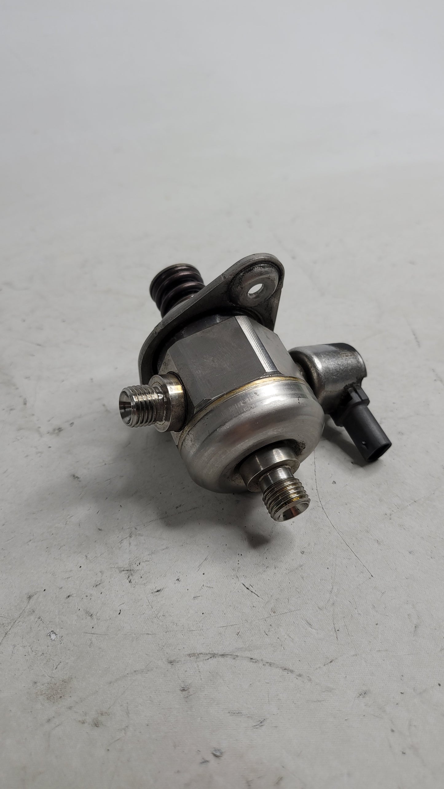 05823 - MPerformance.parts