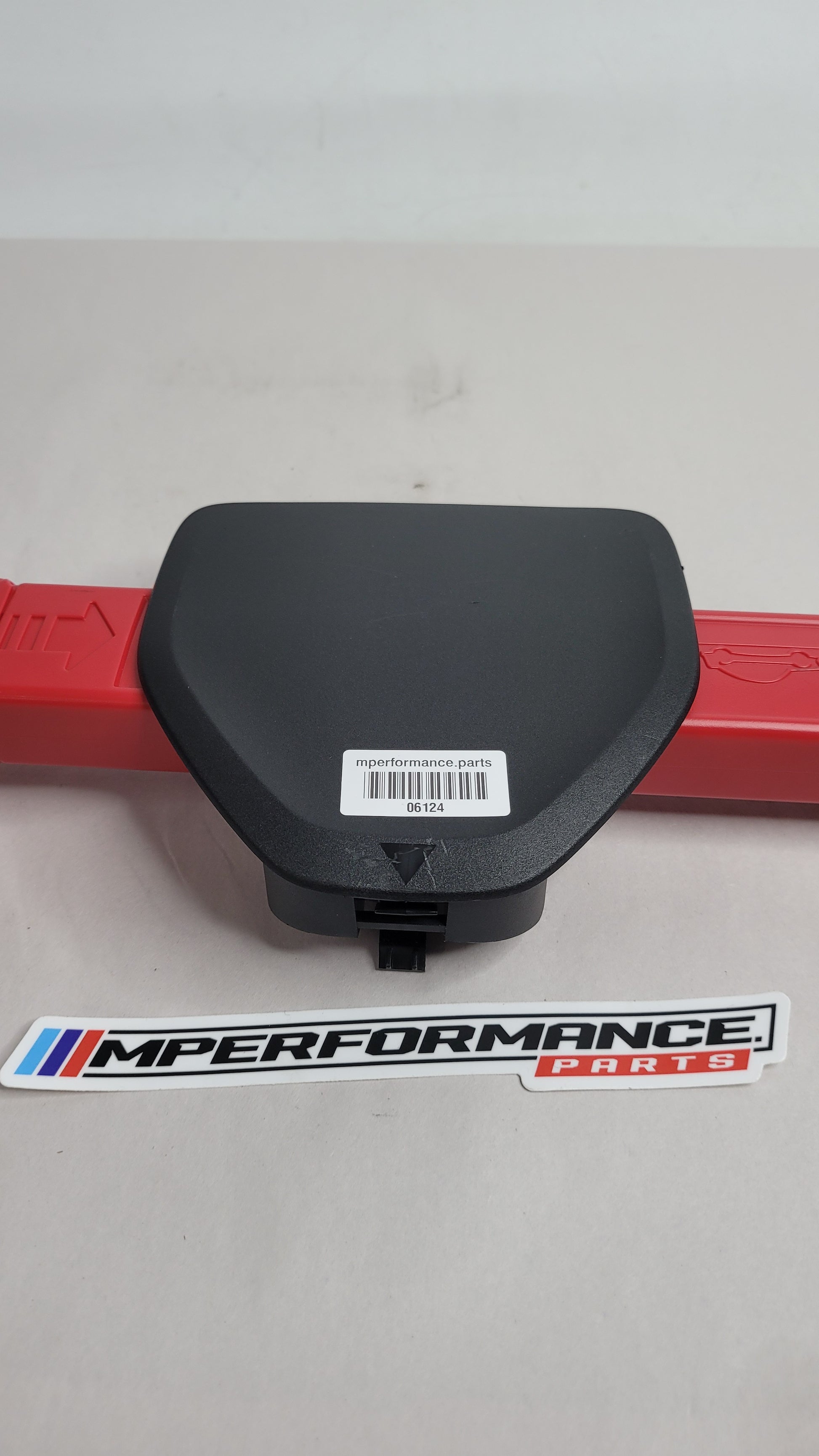 BMW 3 SERIES F30 F31 HAZARD WARNING TRIANGLE 2015 27R034006 - MPerformance.parts