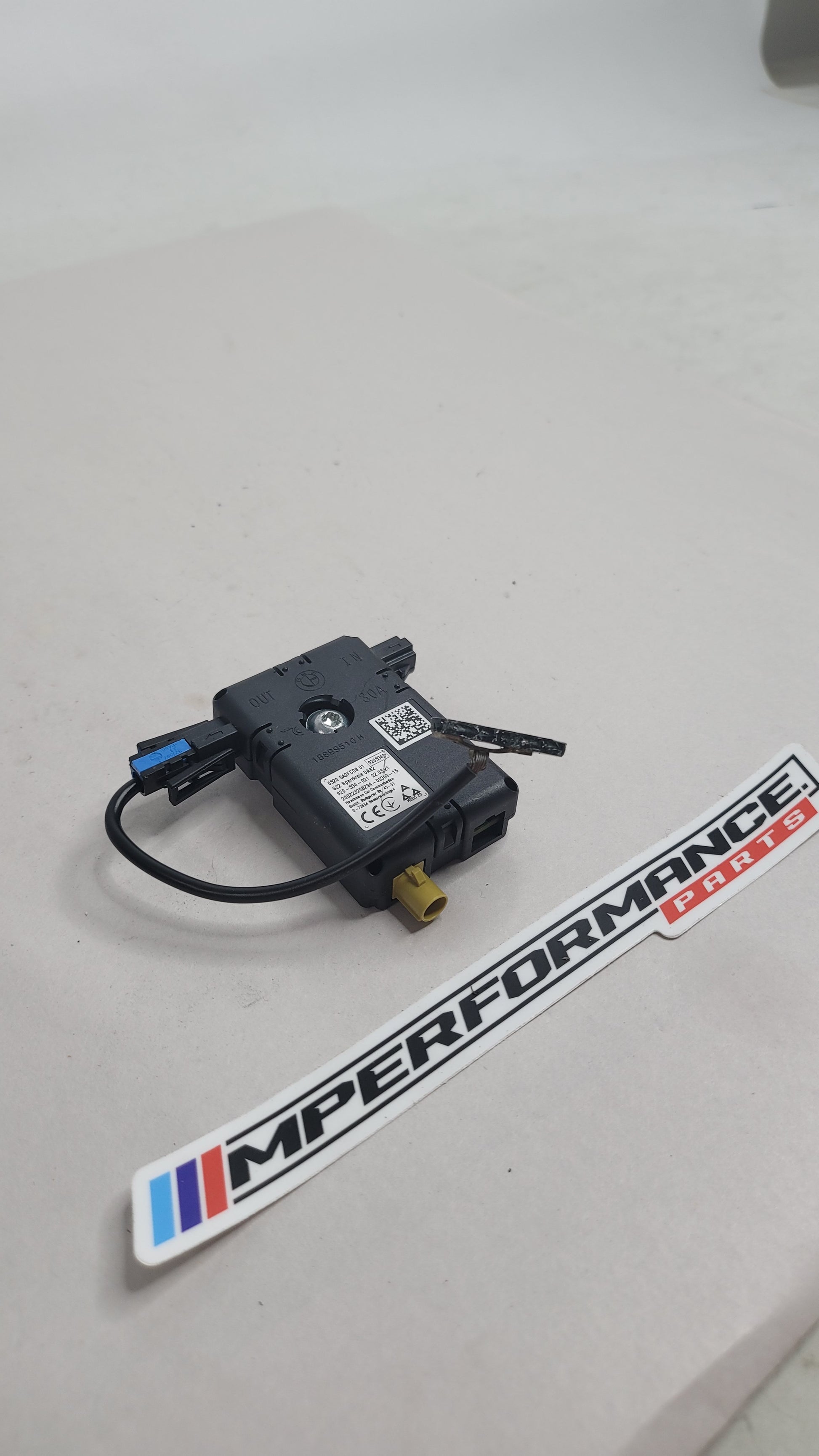 BMW 3 G20, G80, G28 M3 Competition Antenna Amplifier 5A2FCD8 - MPerformance.parts