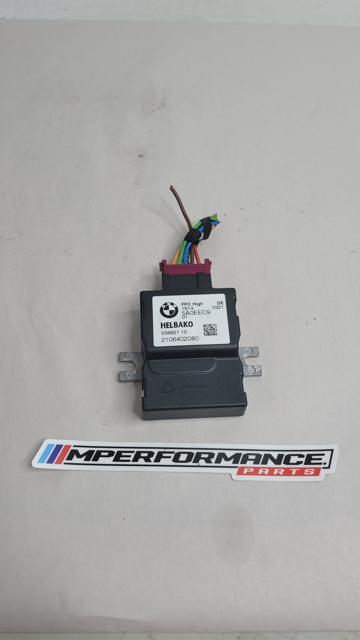 BMW G20 G21 G22 G23 G26 G80 M3 F40 F44 FUEL PUMP CONTROL MODULE FUEL UNIT ECU 5A0EEC9 - MPerformance.parts