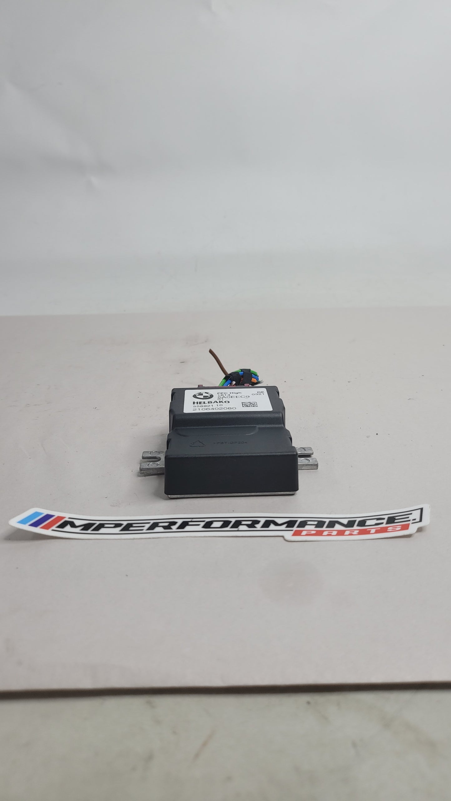 BMW G20 G21 G22 G23 G26 G80 M3 F40 F44 FUEL PUMP CONTROL MODULE FUEL UNIT ECU 5A0EEC9 - MPerformance.parts
