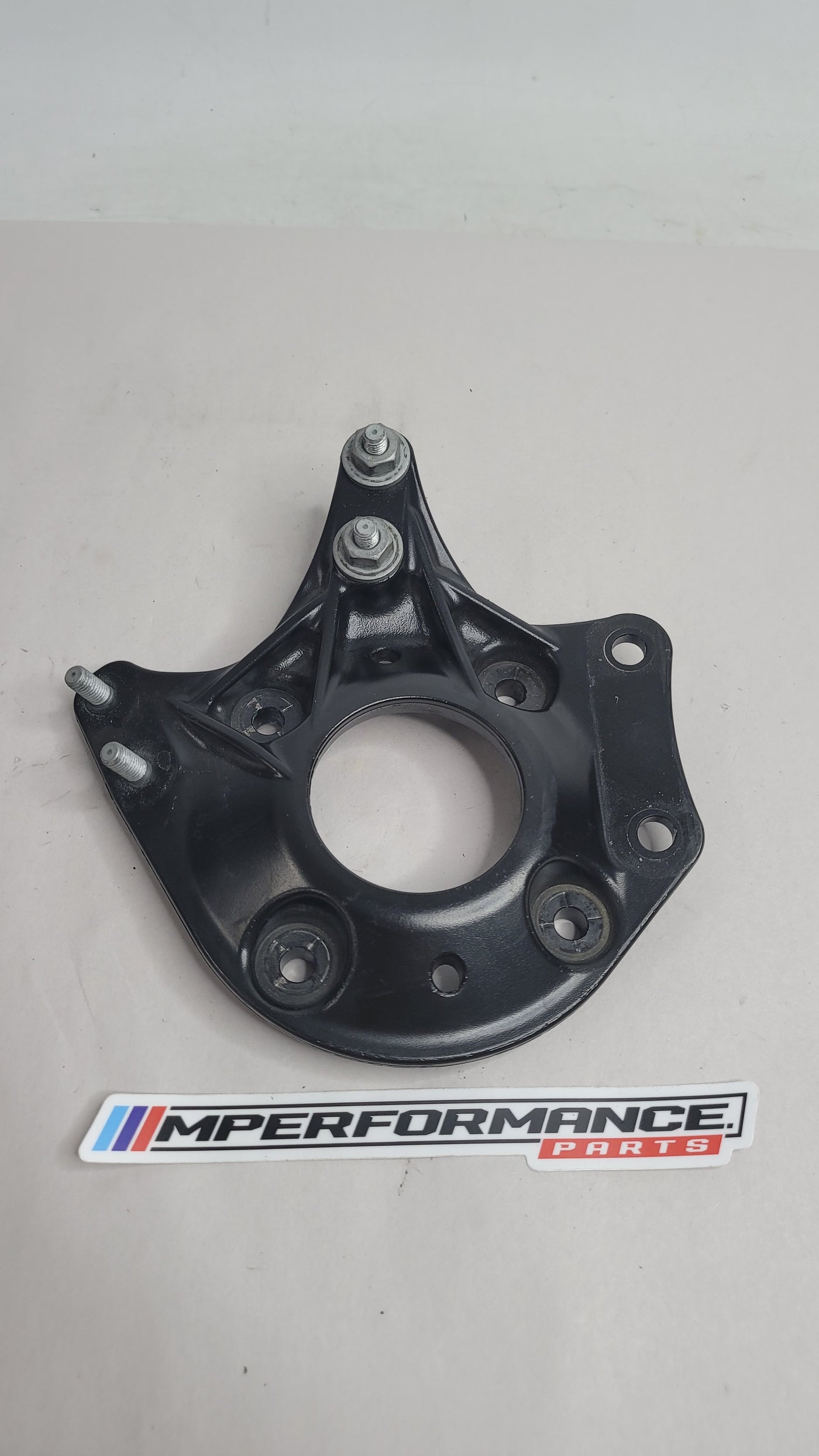 BMW M3 G80 STRUT TOWER BRACE MOUNT LEFT DRIVER SIDE 8076673 590910 - MPerformance.parts