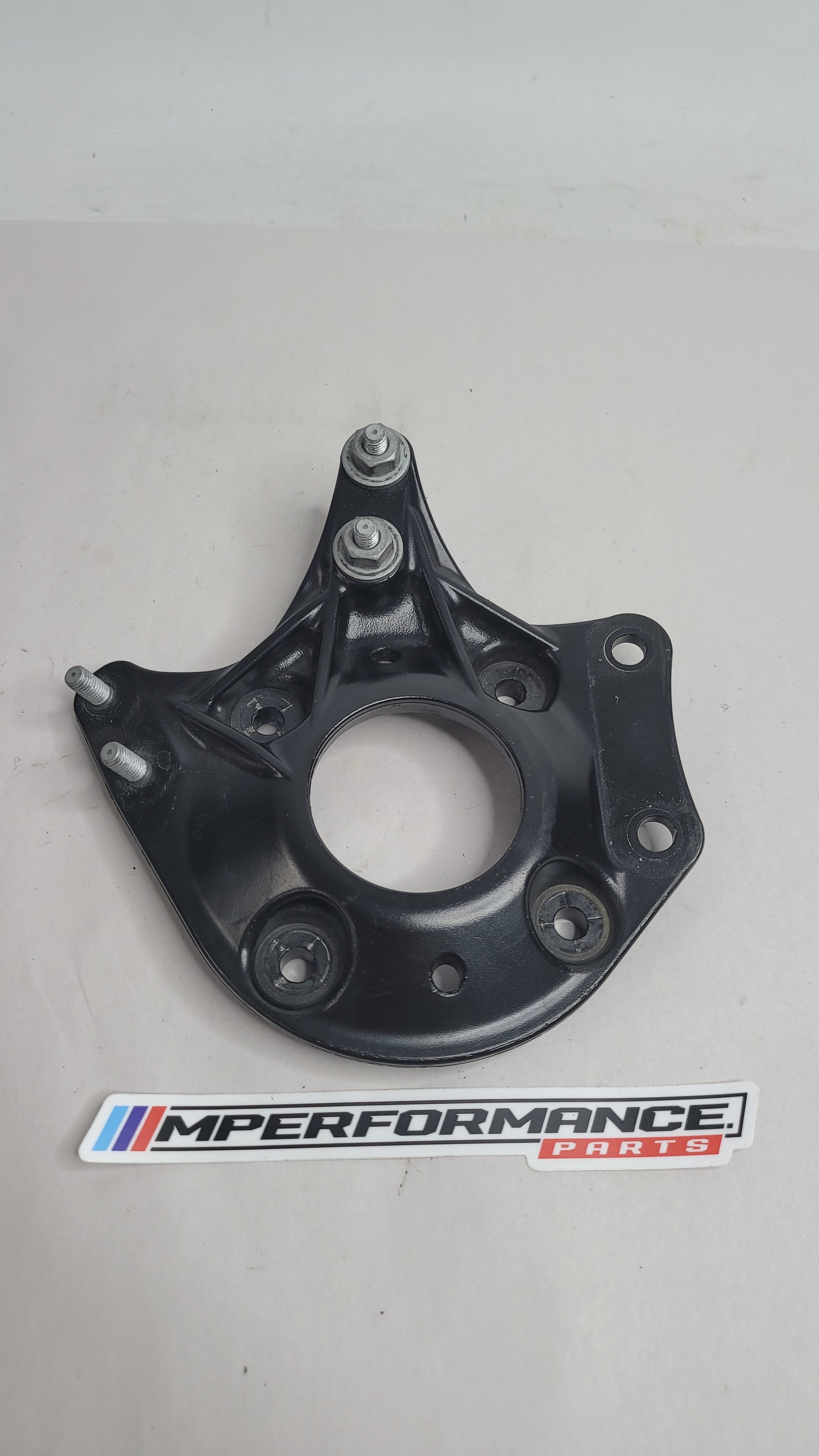 BMW M3 G80 STRUT TOWER BRACE MOUNT LEFT DRIVER SIDE 8076673 590910 - MPerformance.parts