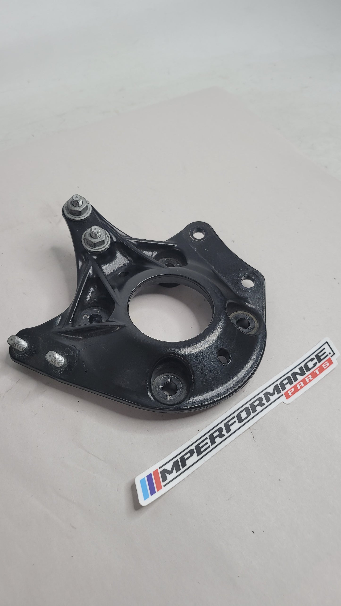BMW M3 G80 STRUT TOWER BRACE MOUNT LEFT DRIVER SIDE 8076673 590910 - MPerformance.parts