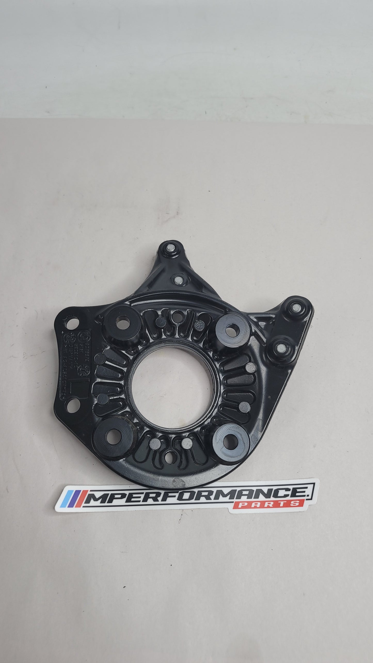 BMW M3 G80 STRUT TOWER BRACE MOUNT LEFT DRIVER SIDE 8076673 590910 - MPerformance.parts