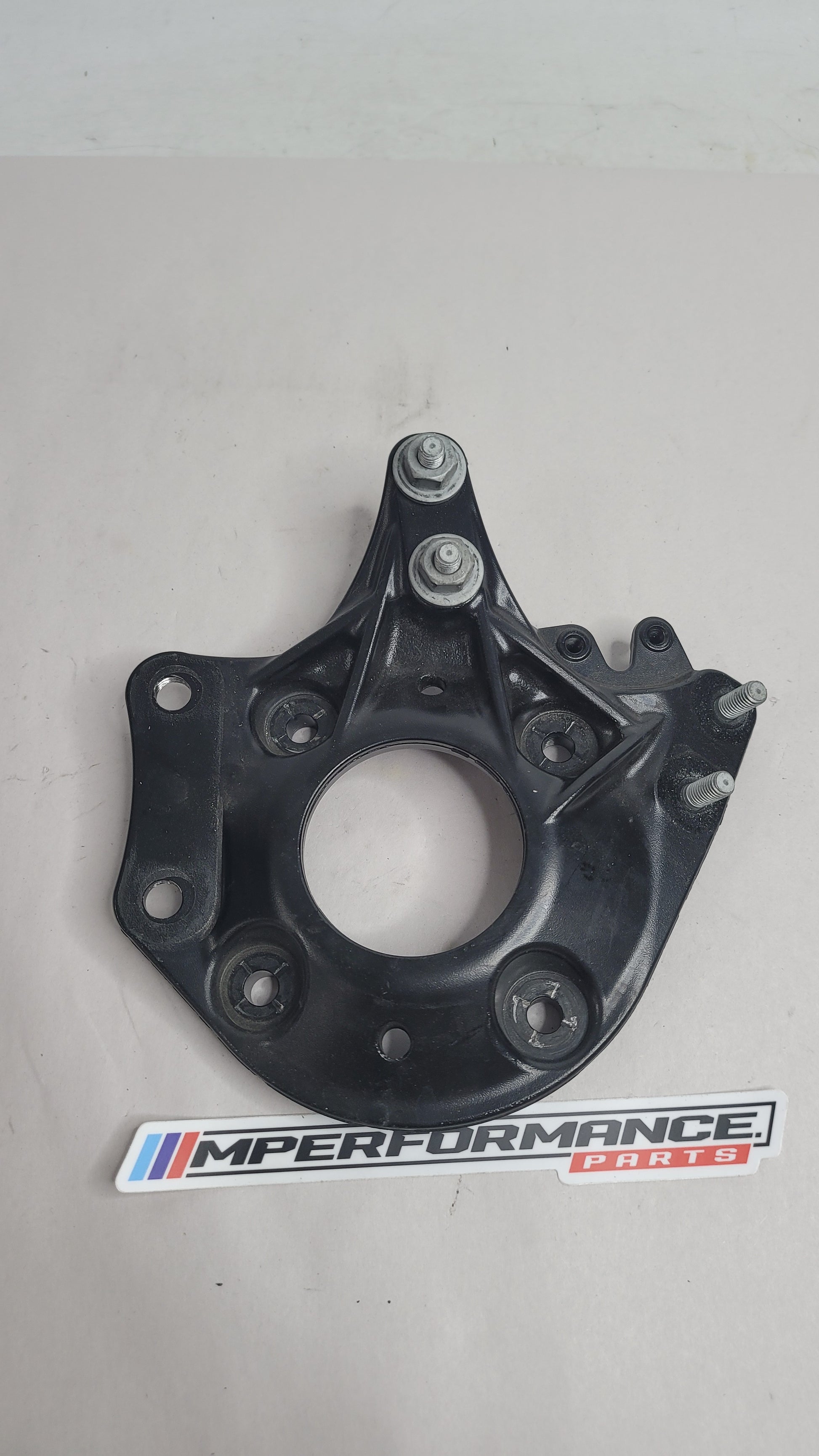 BMW M3 M4 G80 G82 G83 RIGHT DRIVER SIDE SUSPENSION STRUT TOWER BRACE 8076674 - MPerformance.parts