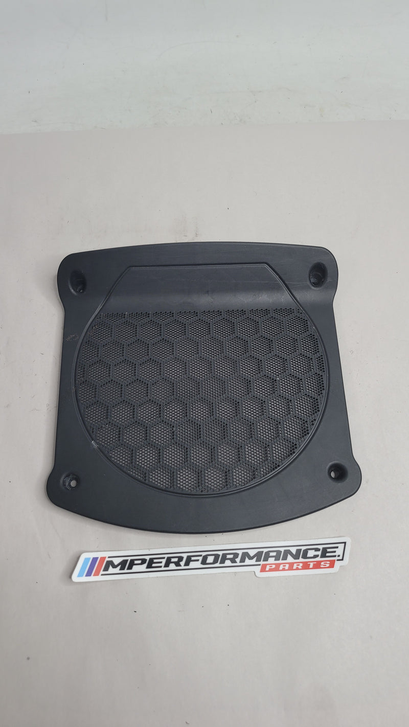 BMW M3 Speaker cover trim 2622658 G80 - MPerformance.parts